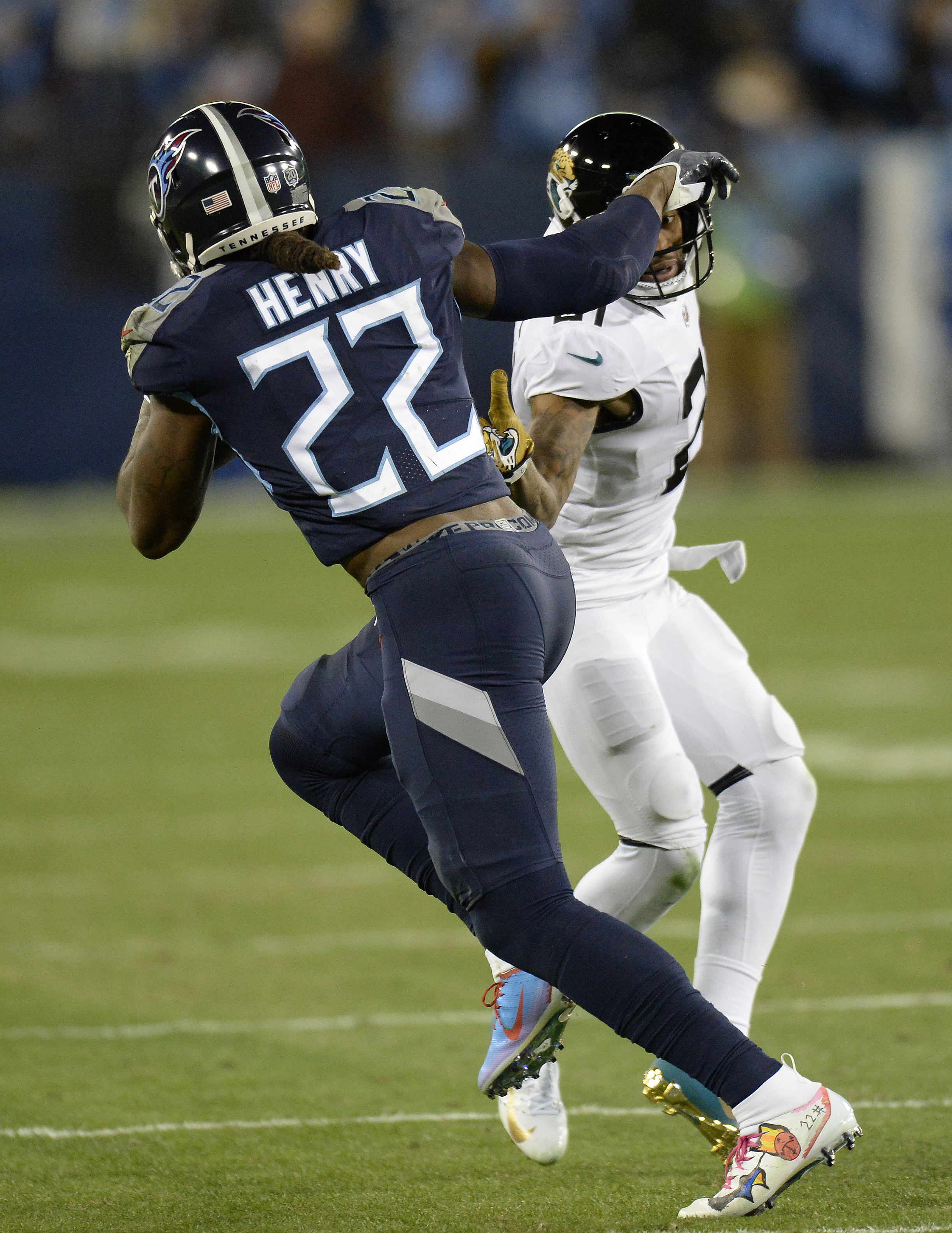 Jaguars’ defense gets embarrassed by Titans’ Henry