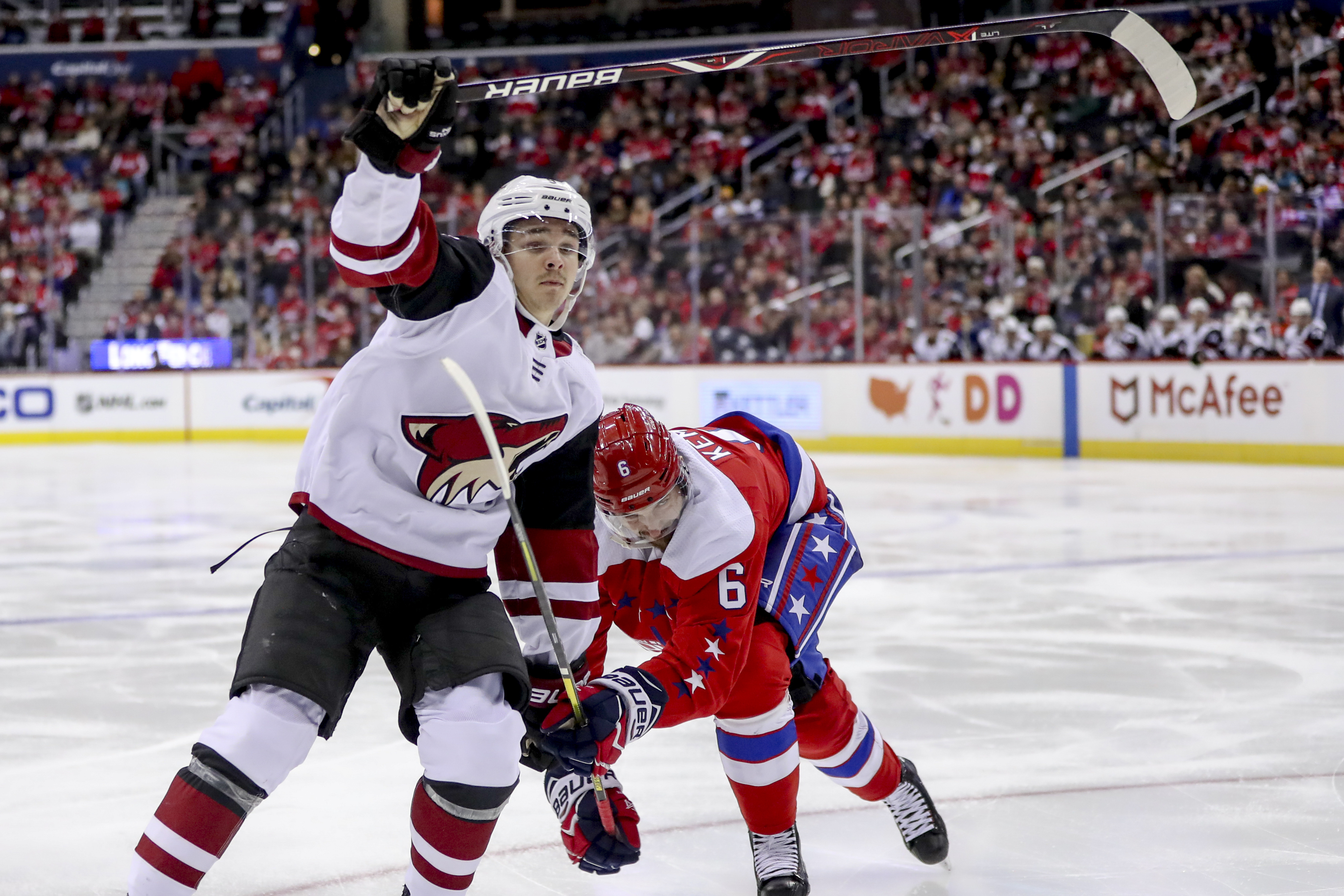Coyotes score 2 power-play goals in 4-1 win over Capitals