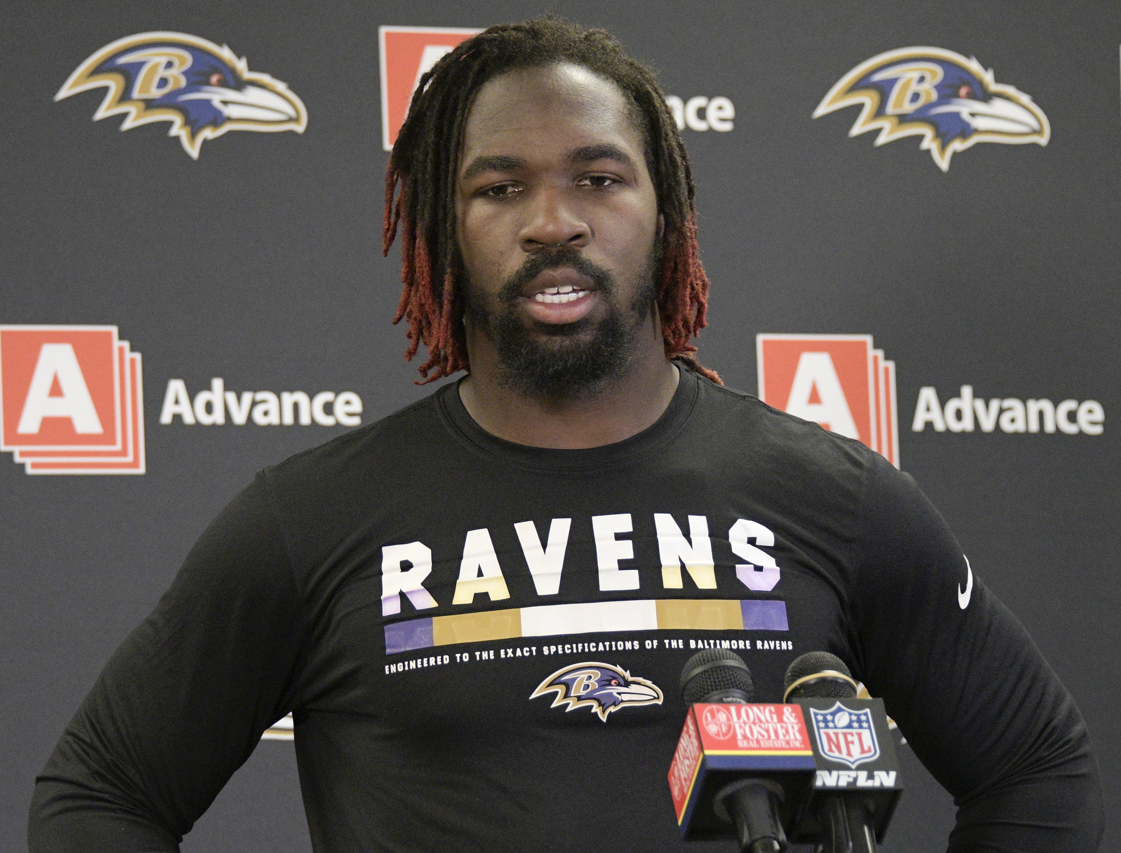 Ravens not counting on having LB Mosley vs Broncos on Sunday