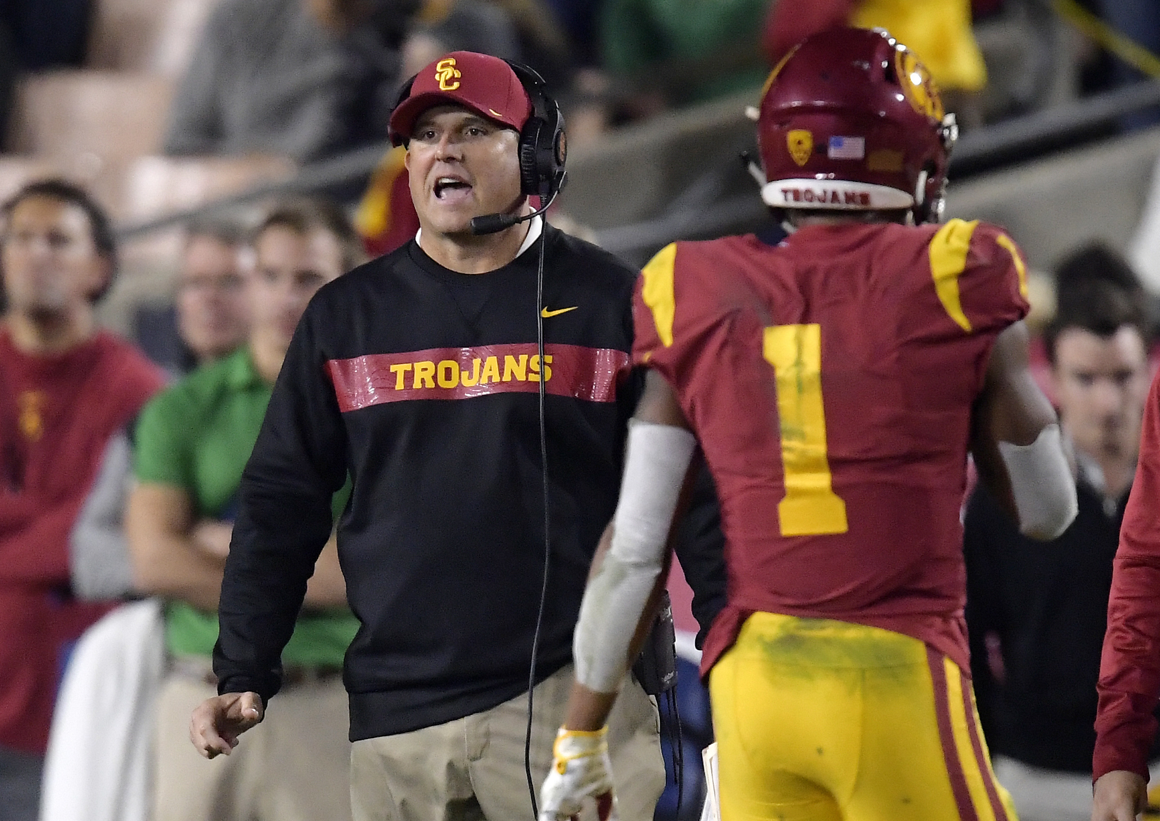 USC keeping coach Clay Helton despite 5-7 season