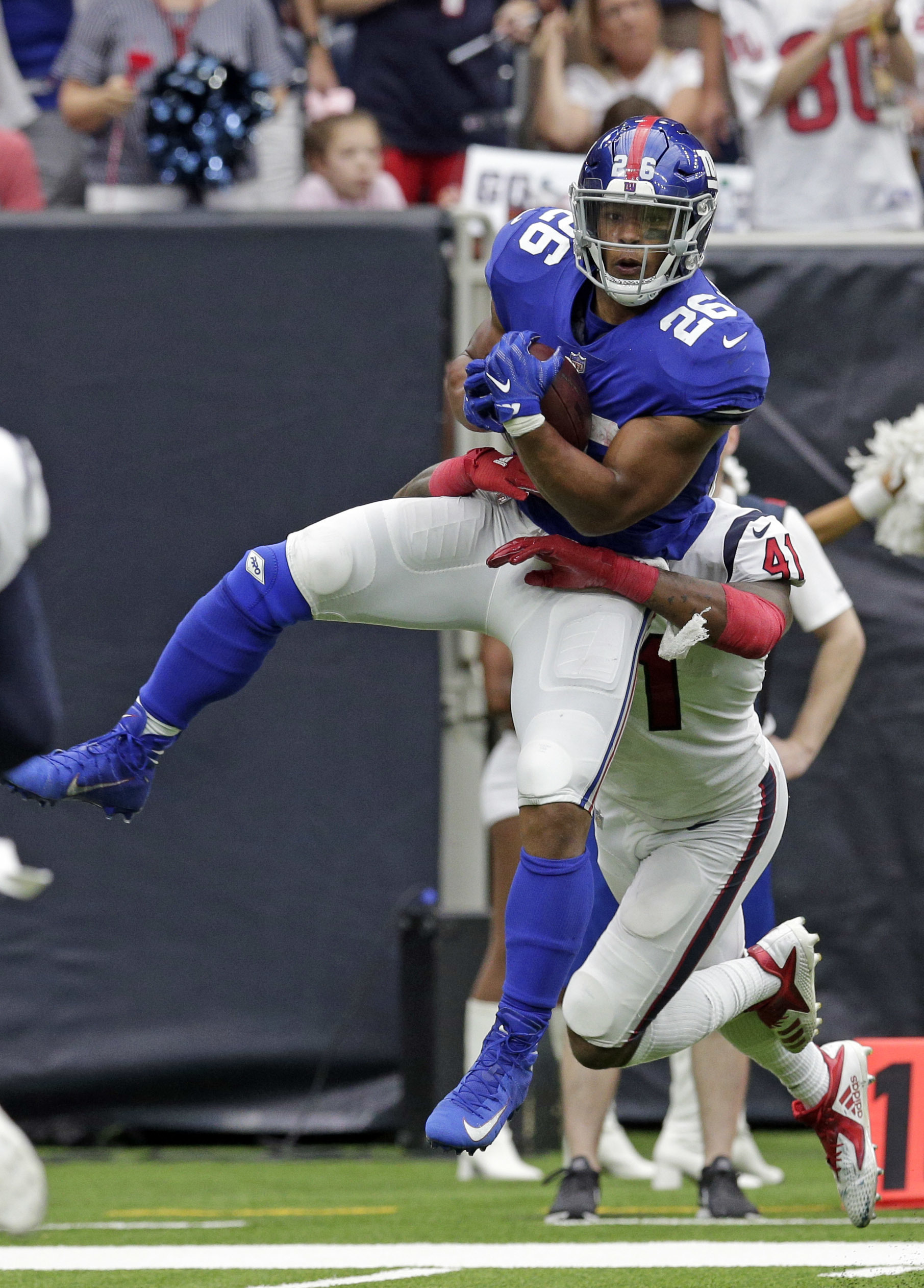 Giants finally finish a game to get 27-22 win over Texans