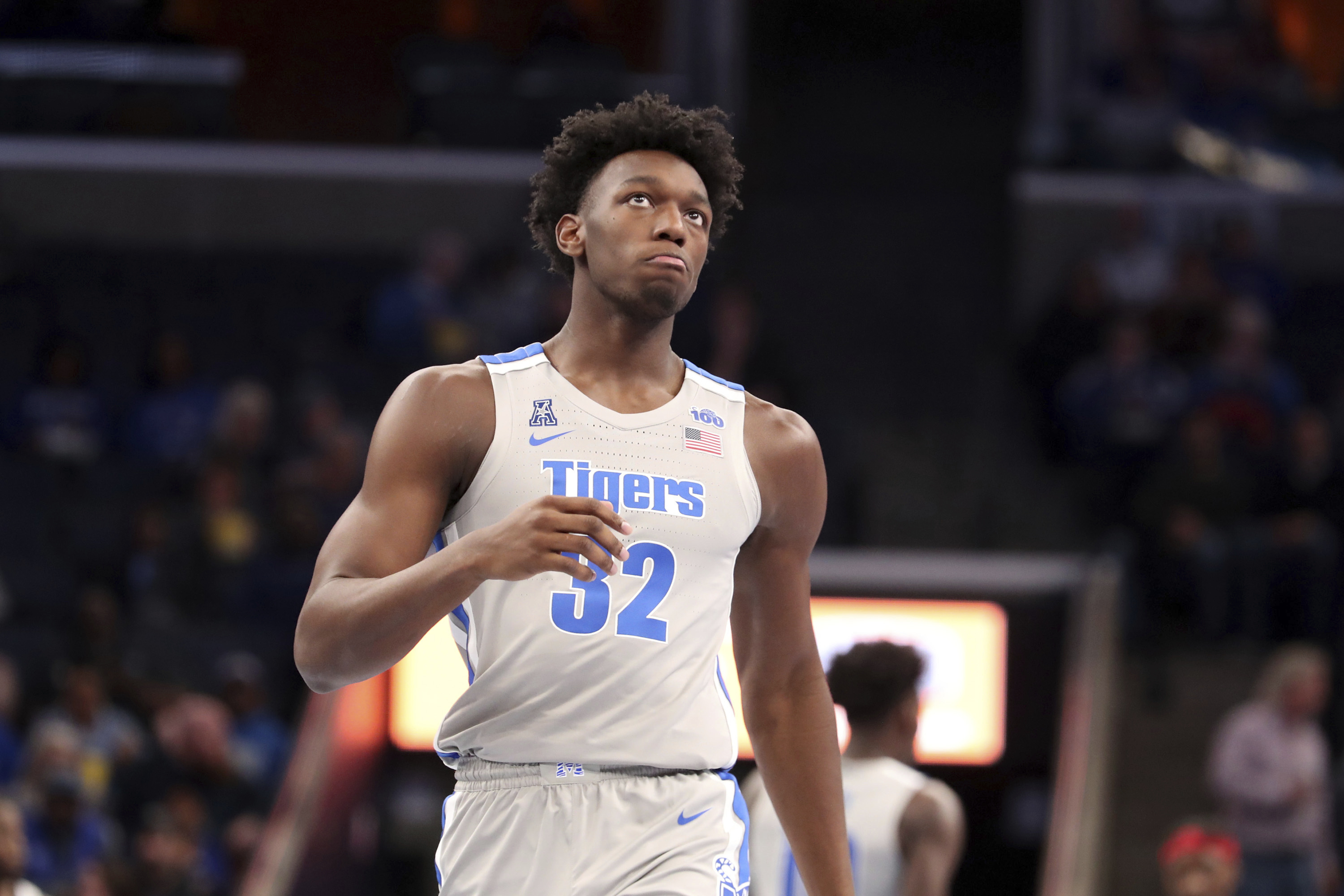 Wiseman gets restraining order to play; Memphis wins