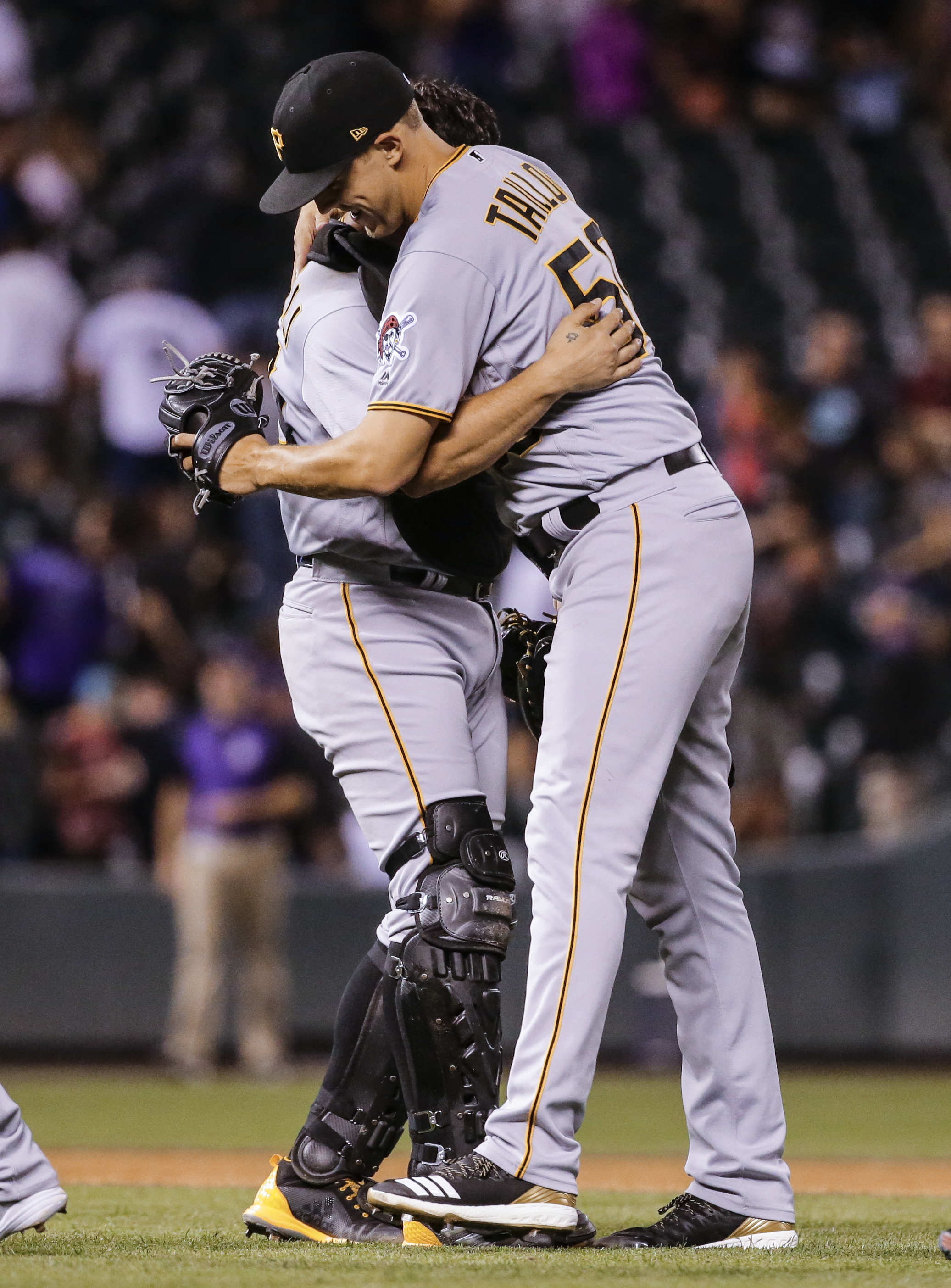 Taillon, Pirates beat Bettis, Rockies 10-2