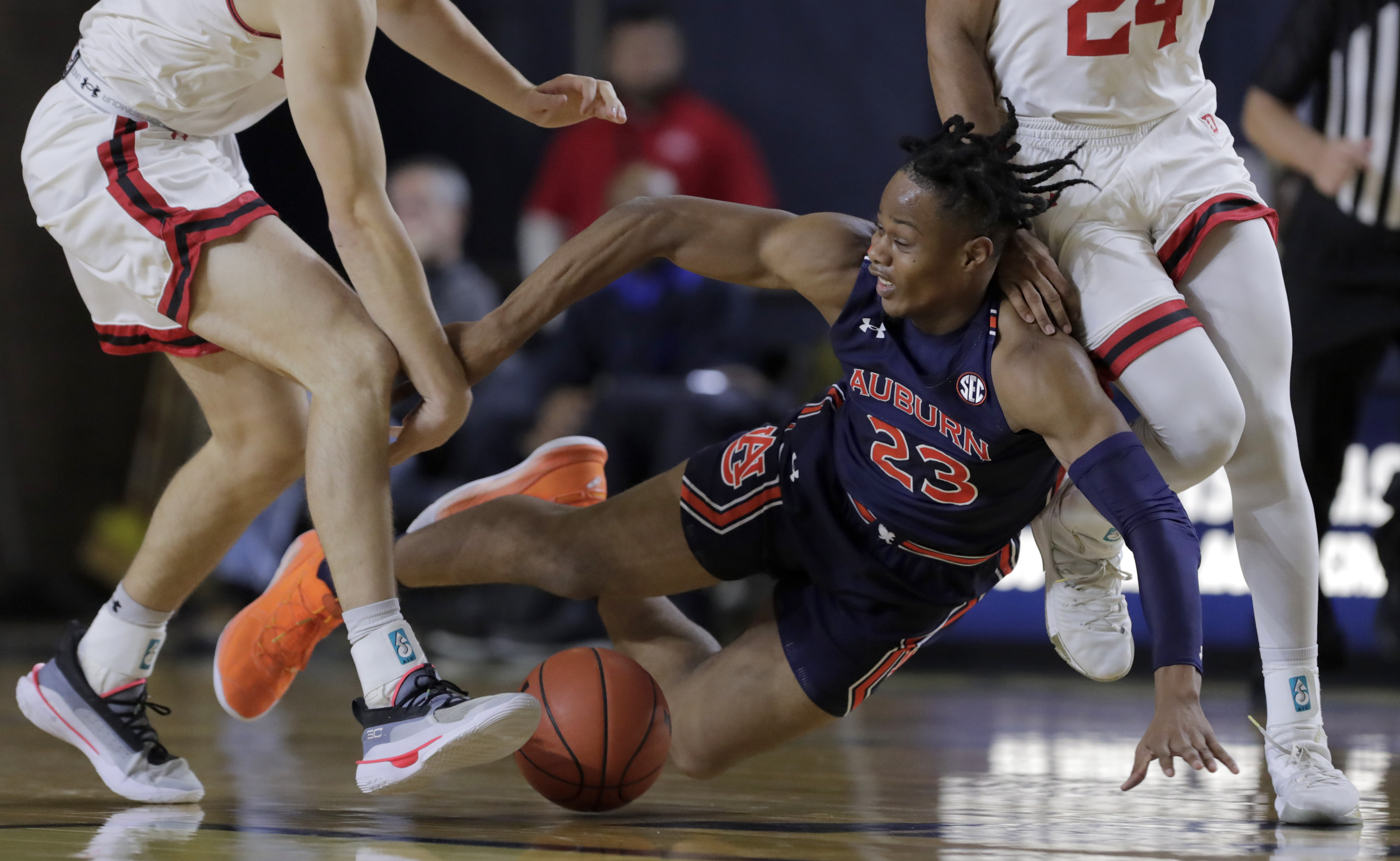 No. 24 Auburn beats Davidson 76-66 in Veterans Classic