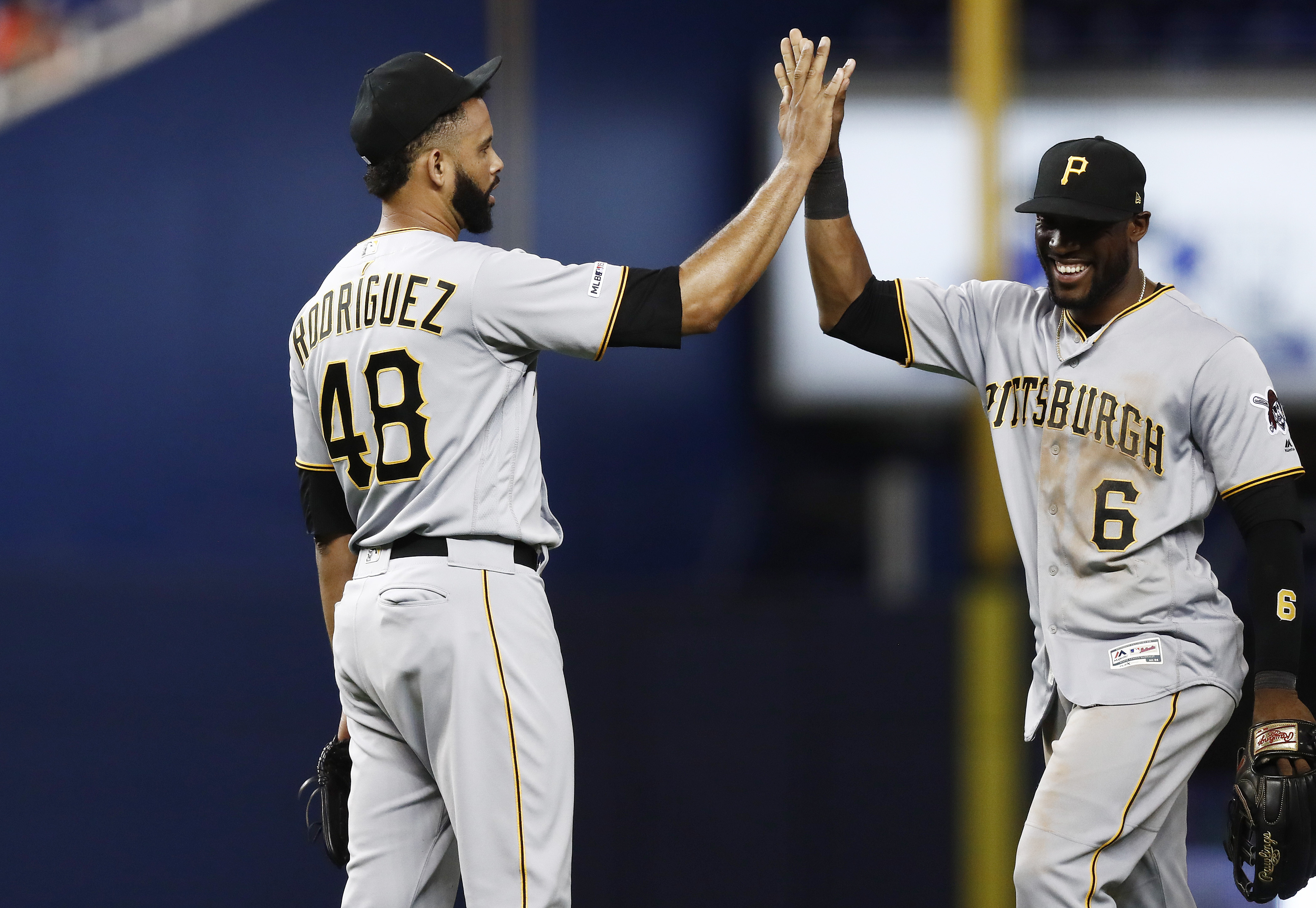 Pirates rout Marlins 11-0 to stop 7-game slide