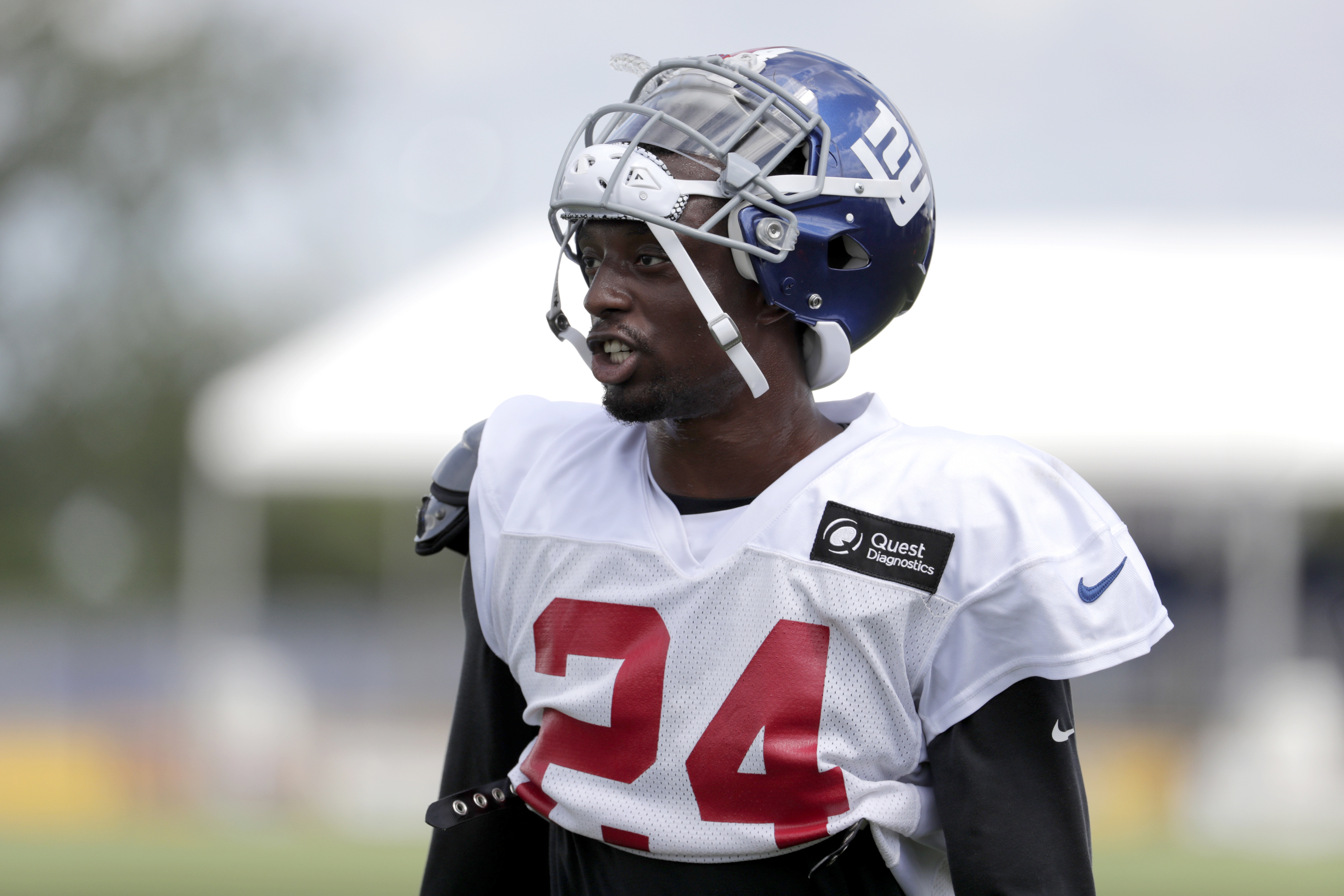 AP sources: Giants trade cornerback Eli Apple to Saints