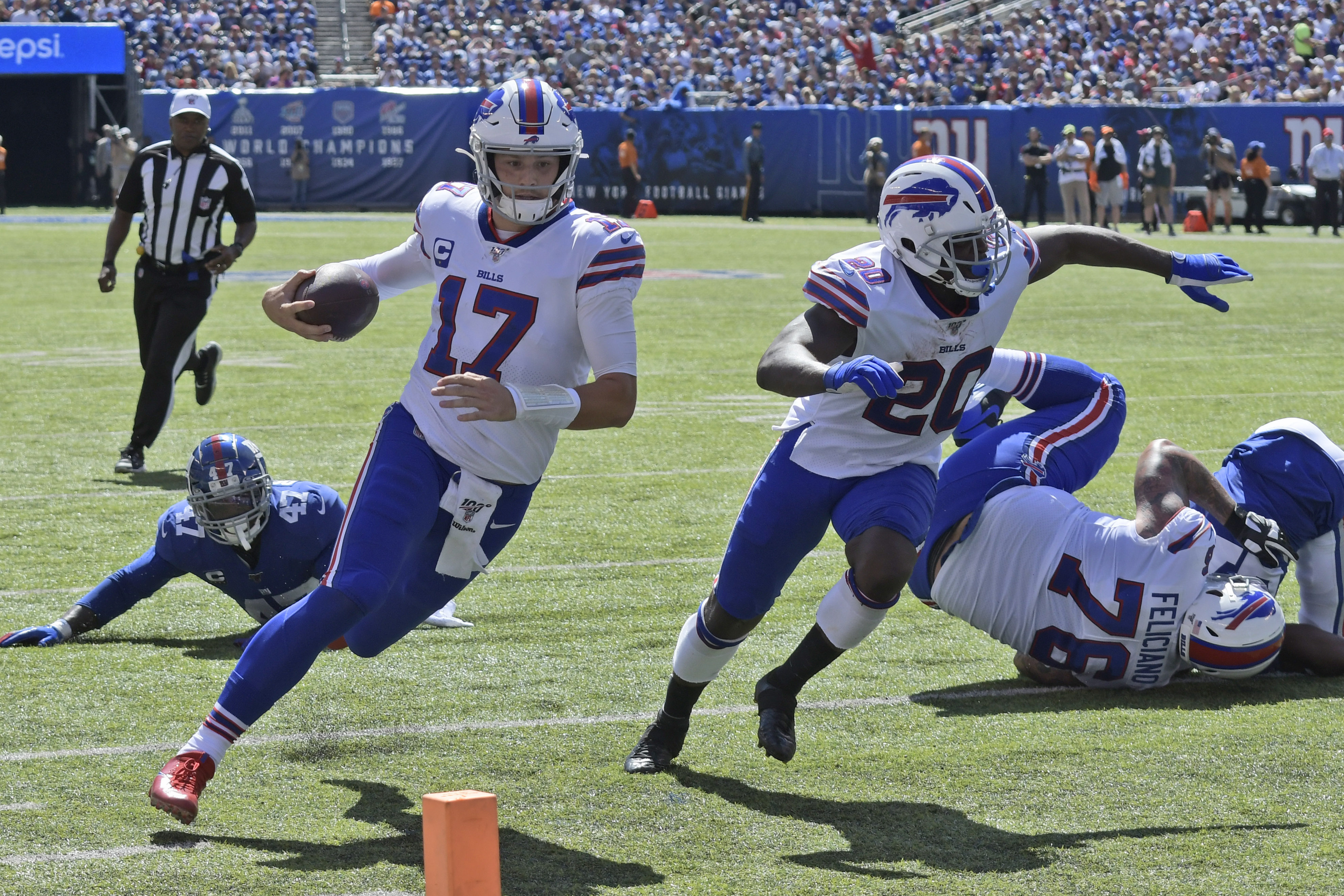 Allen leads Bills' sweep at Meadowlands with win over Giants