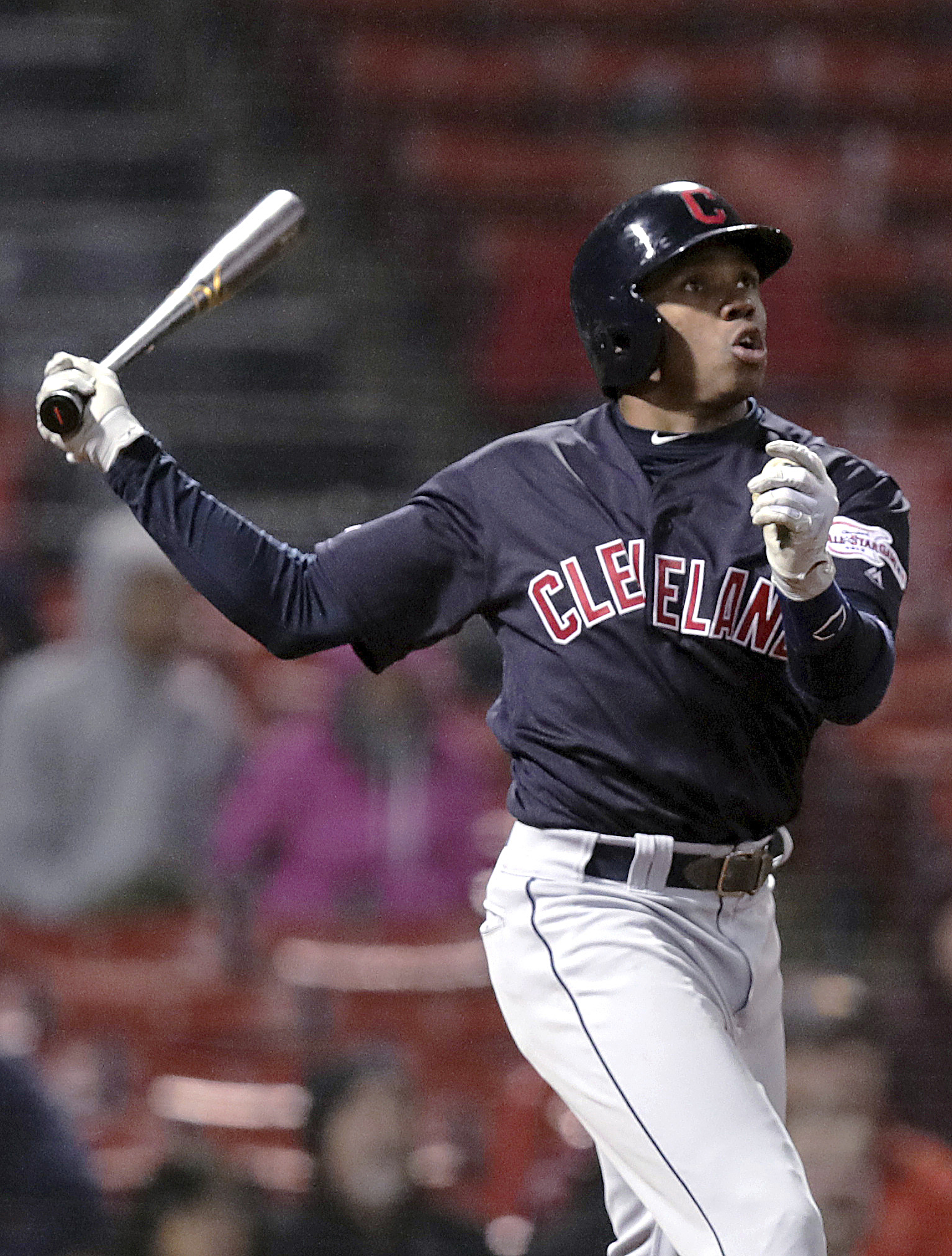Indians rally for five in 9th, beat Red Sox 7-5