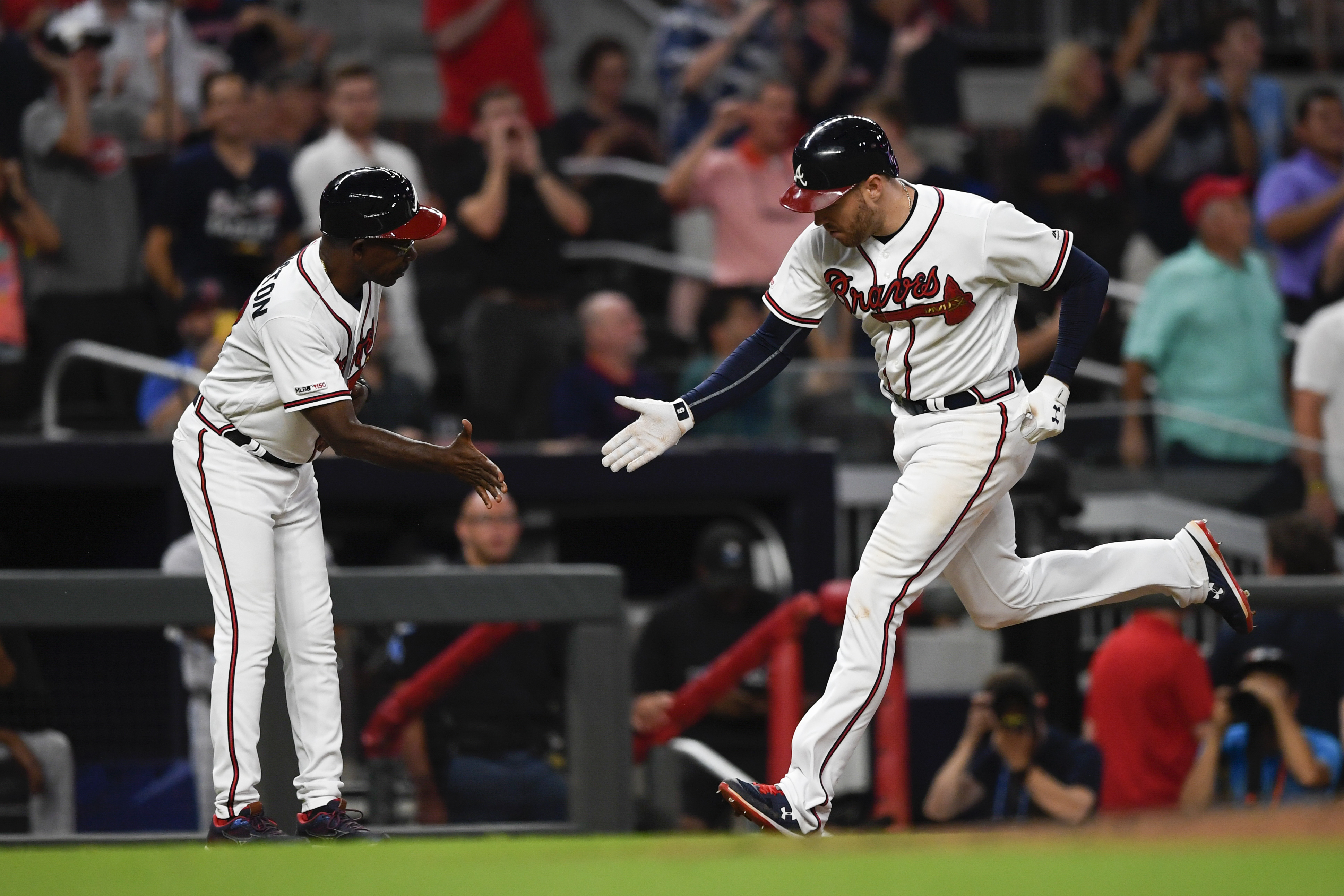 Freeman's 2 homers, 4 RBIs carry Braves past Marlins 5-1