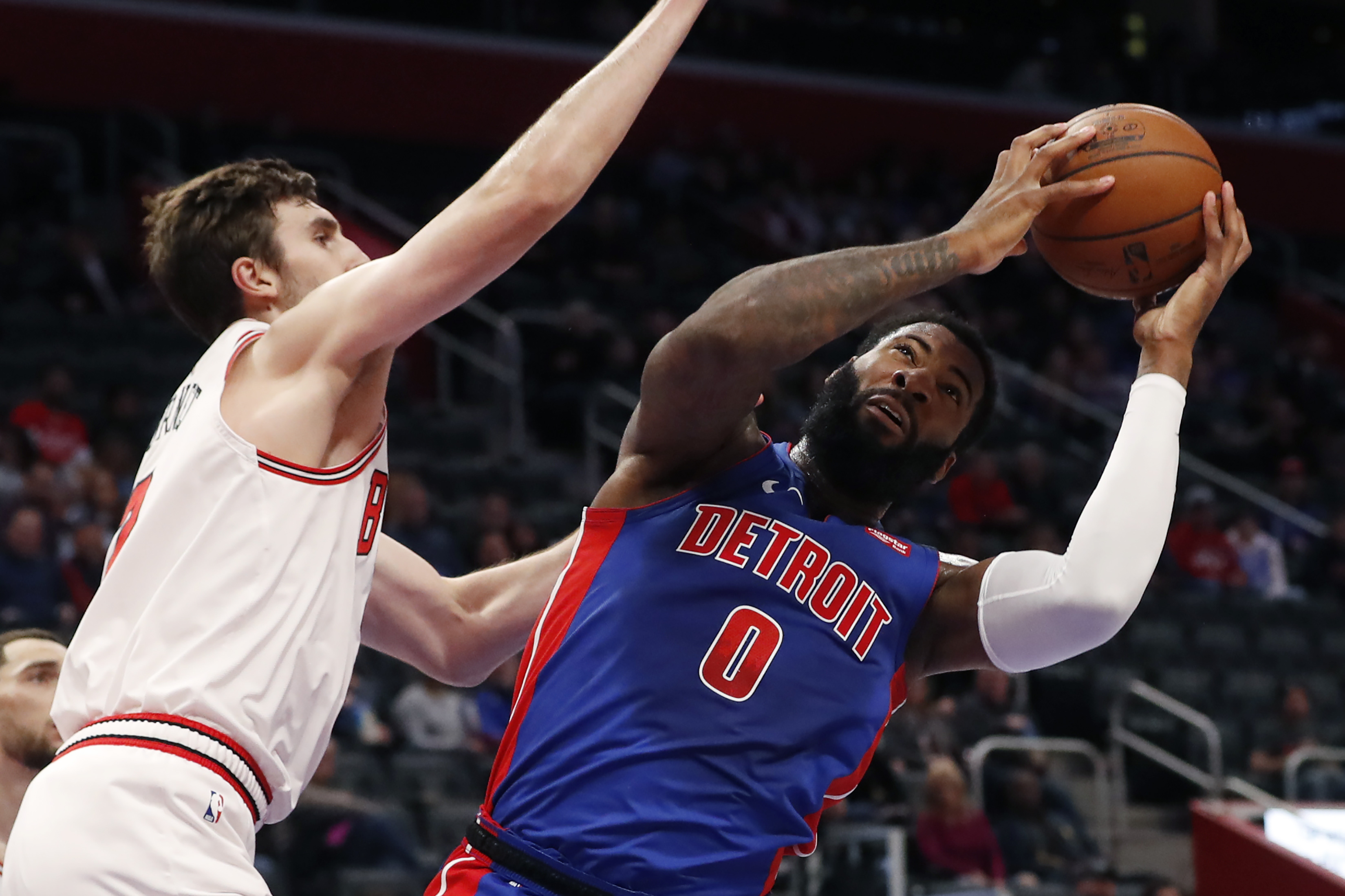 Detroit's Drummond ejected against Chicago