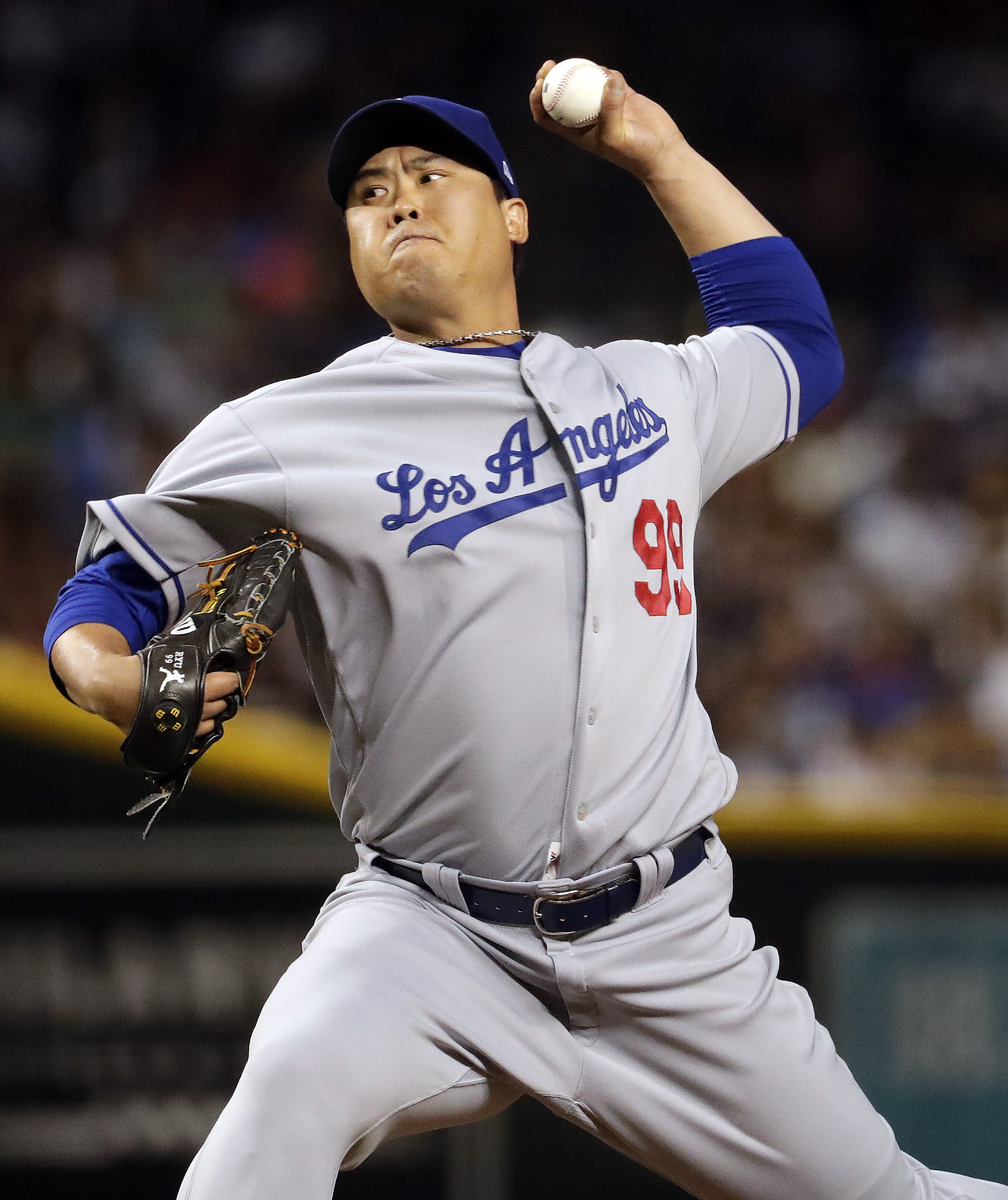 Ryu dominates again, Dodgers beat Diamondbacks 9-0