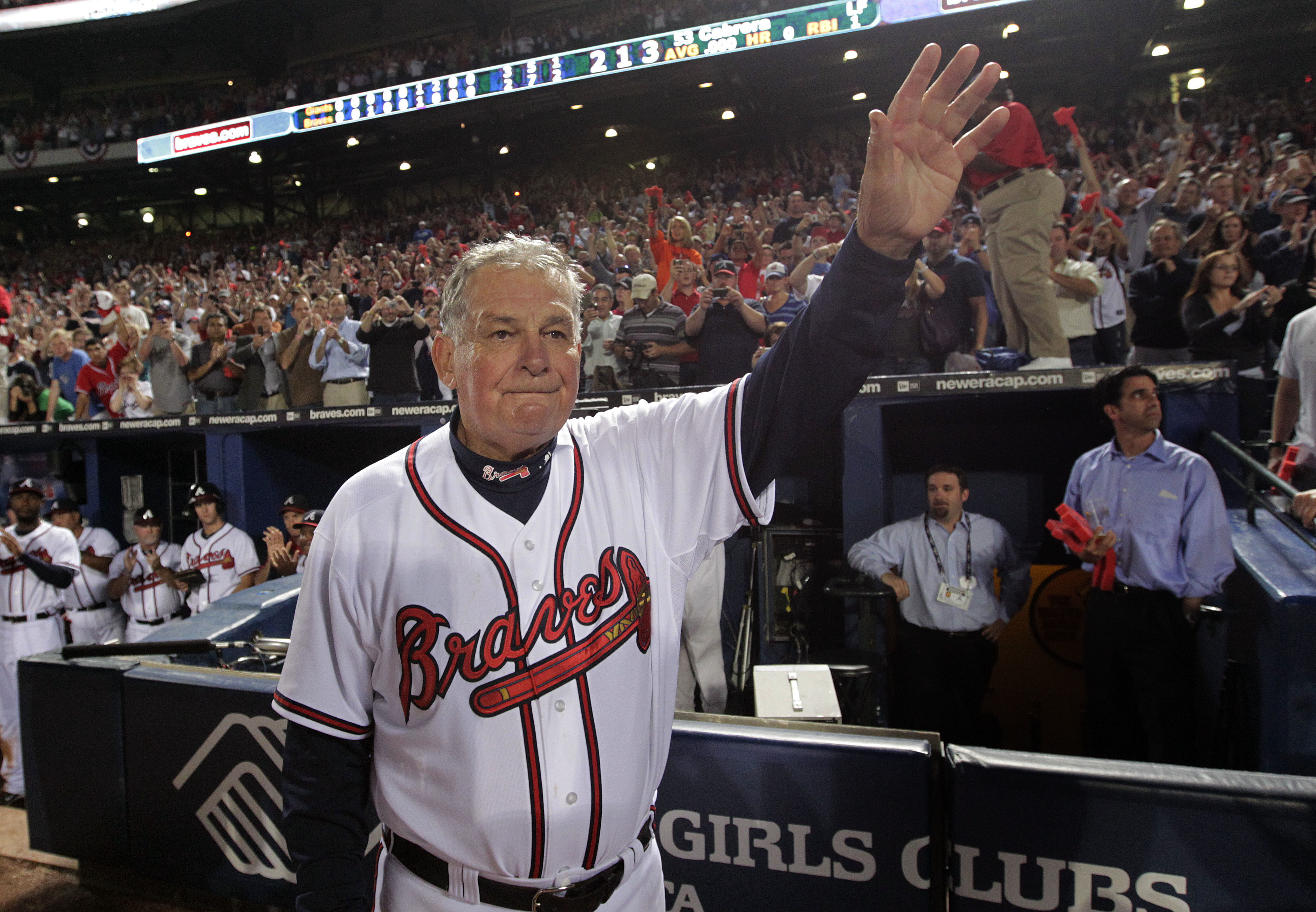 Hall of Fame manager Bobby Cox remains hospitalized