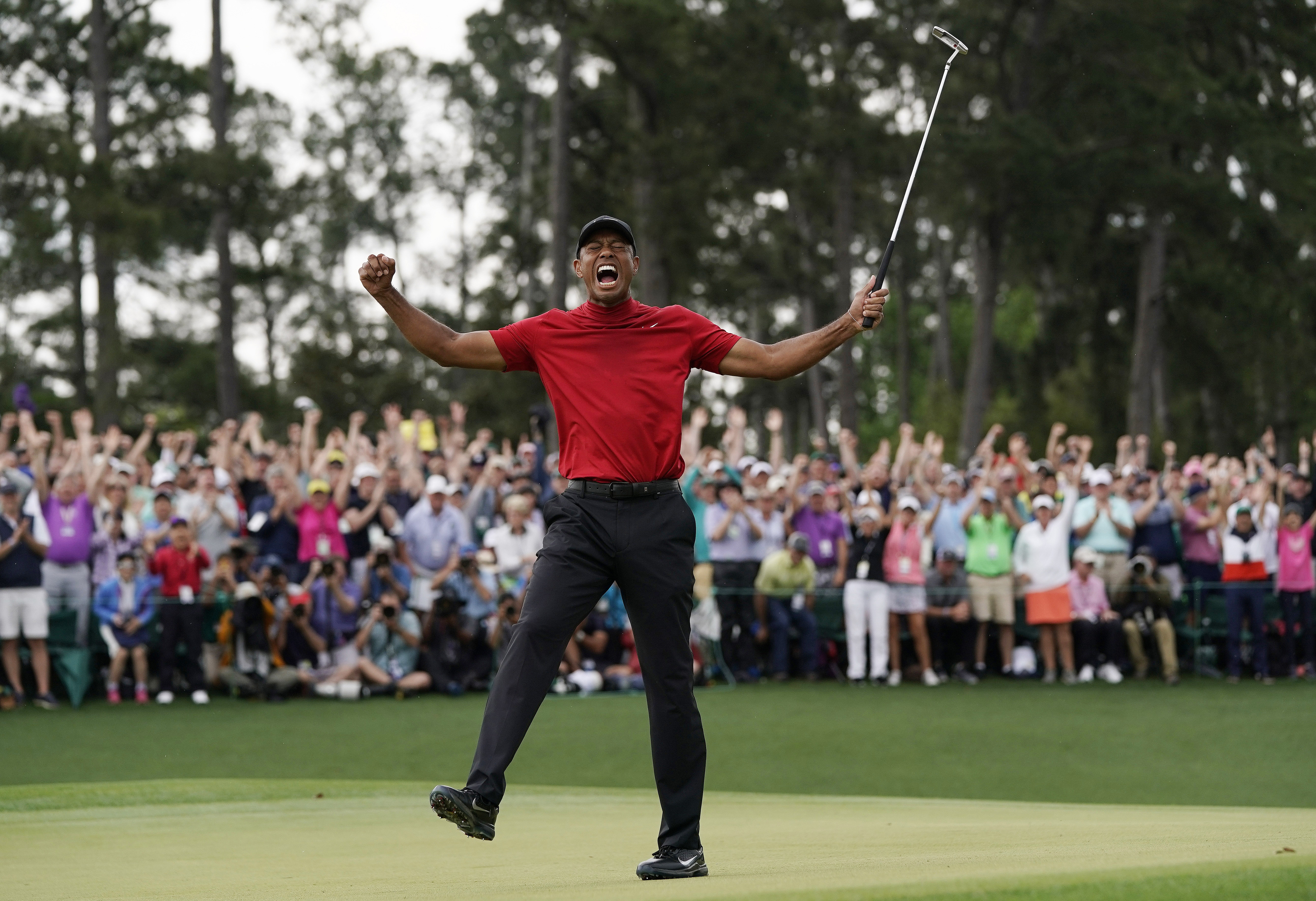 Woods brings buzz to golf and to the PGA Championship