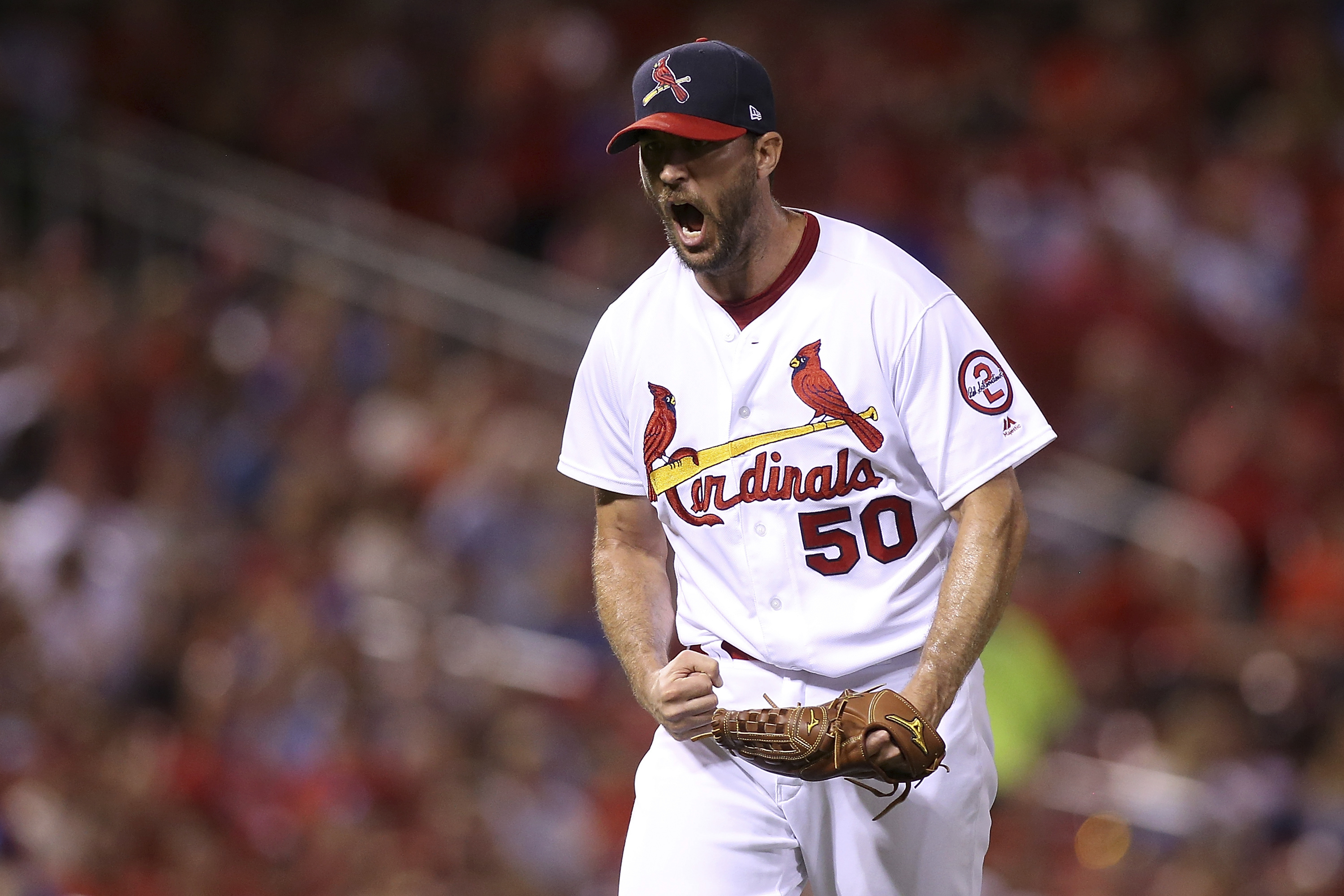 Wainwright blanks Dodgers over 6 innings, Cardinals win 5-0