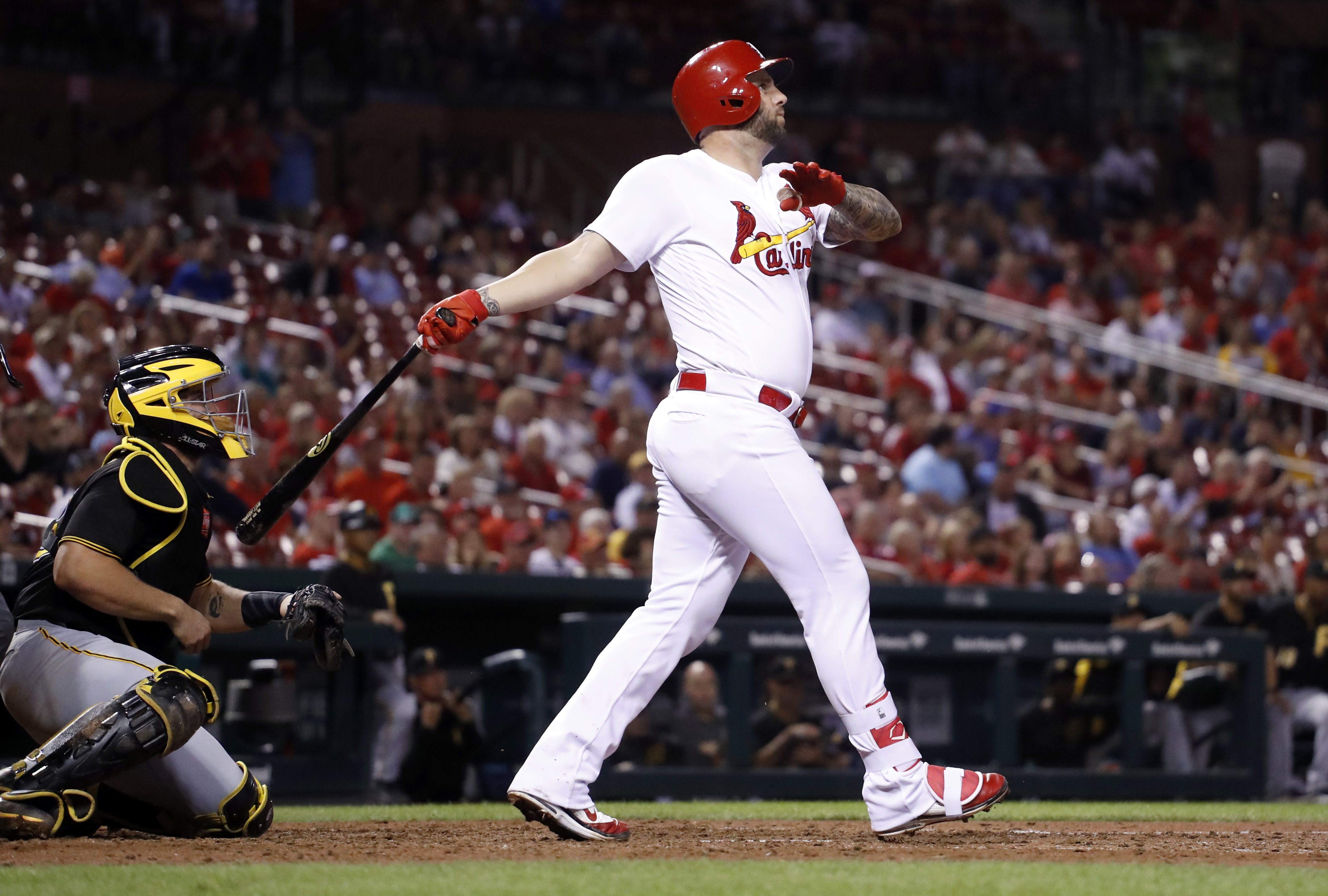 Adams’ homer rallies Cardinals past Pirates 8-7