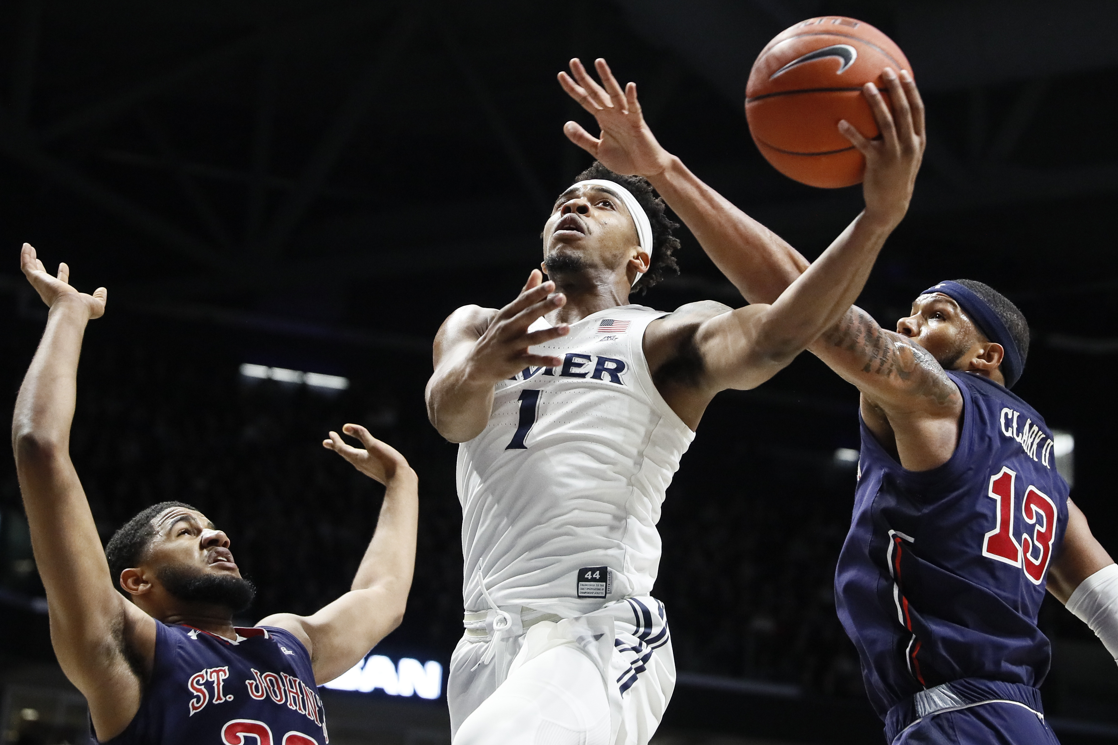 Xavier wins its 9th straight over fading St. John’s 81-68