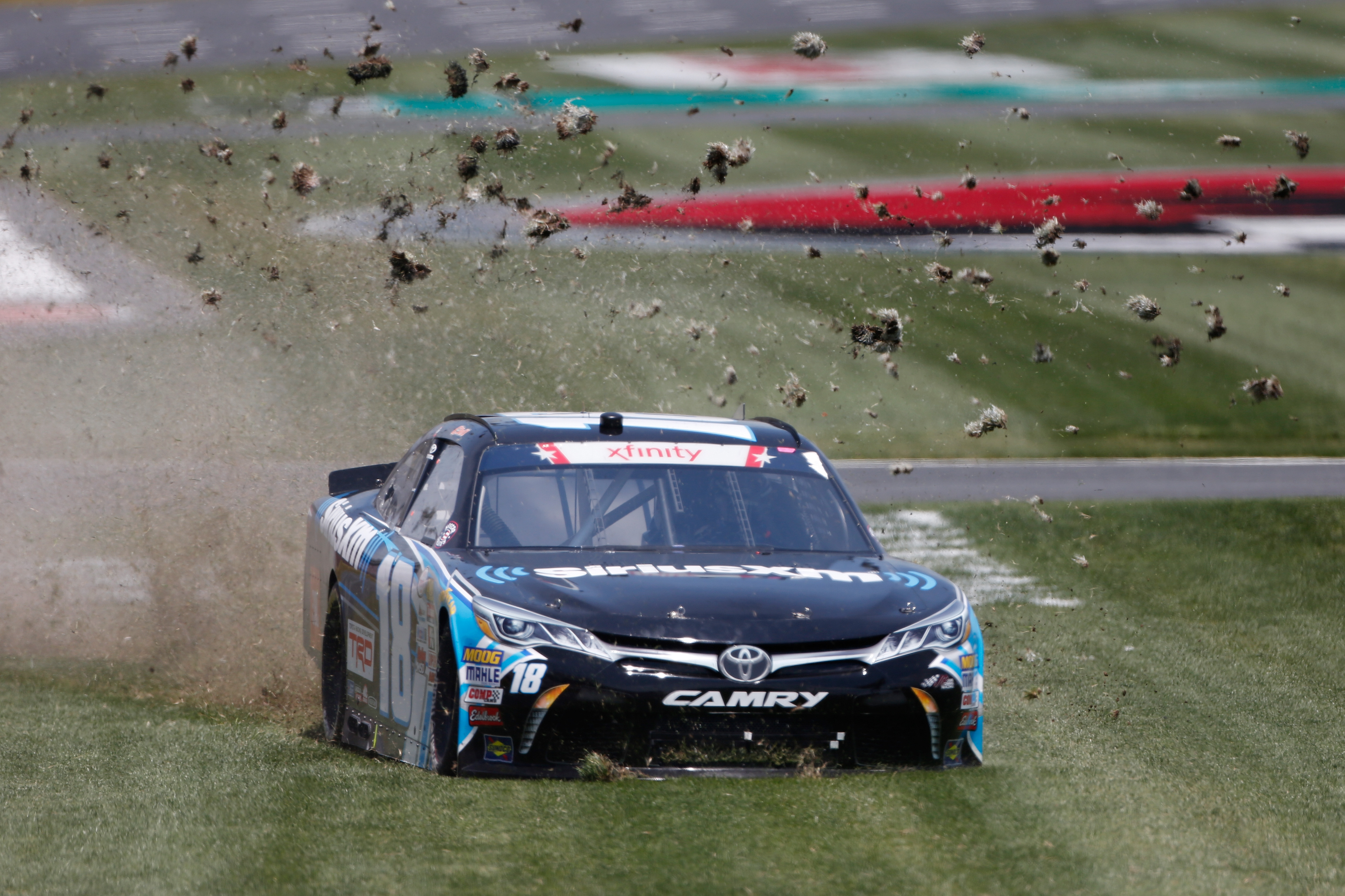 Best photos from XFINITY race at Charlotte Motor Speedway