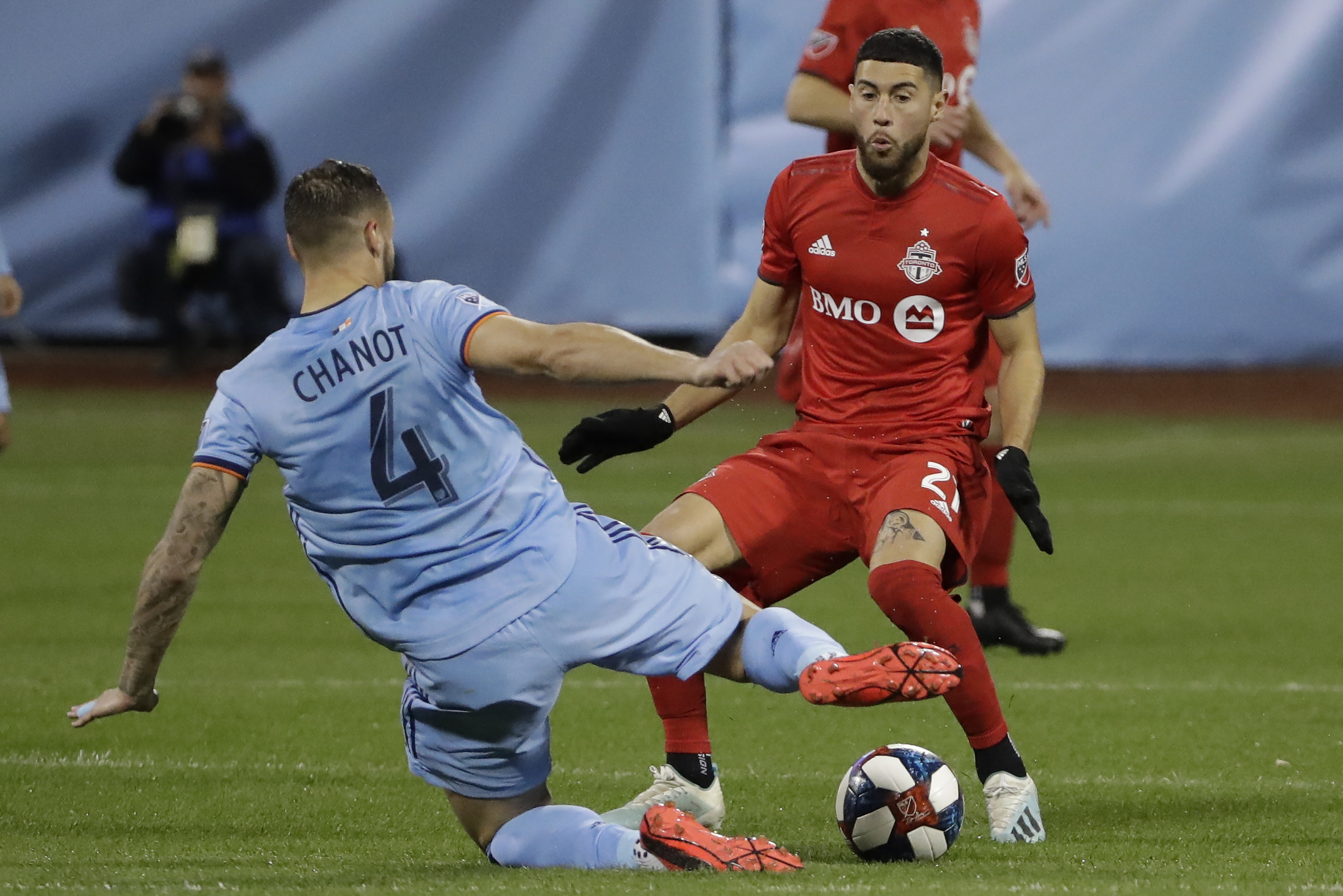Toronto FC beats NYCFC 2-1 to reach East semifinals