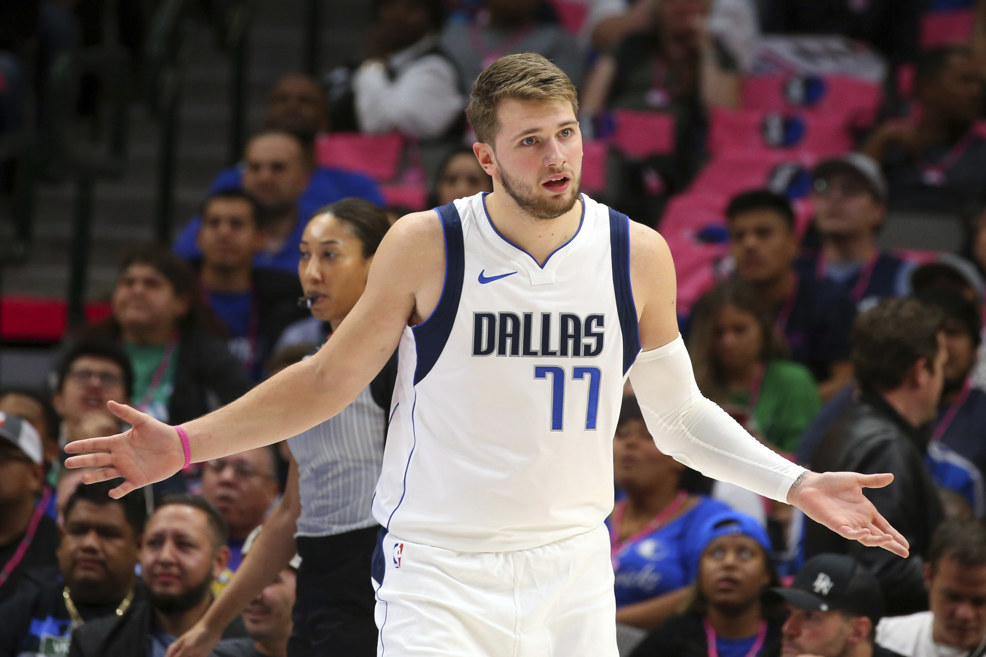 Doncic, Porzingis lead way in life after Nowitzki for Mavs