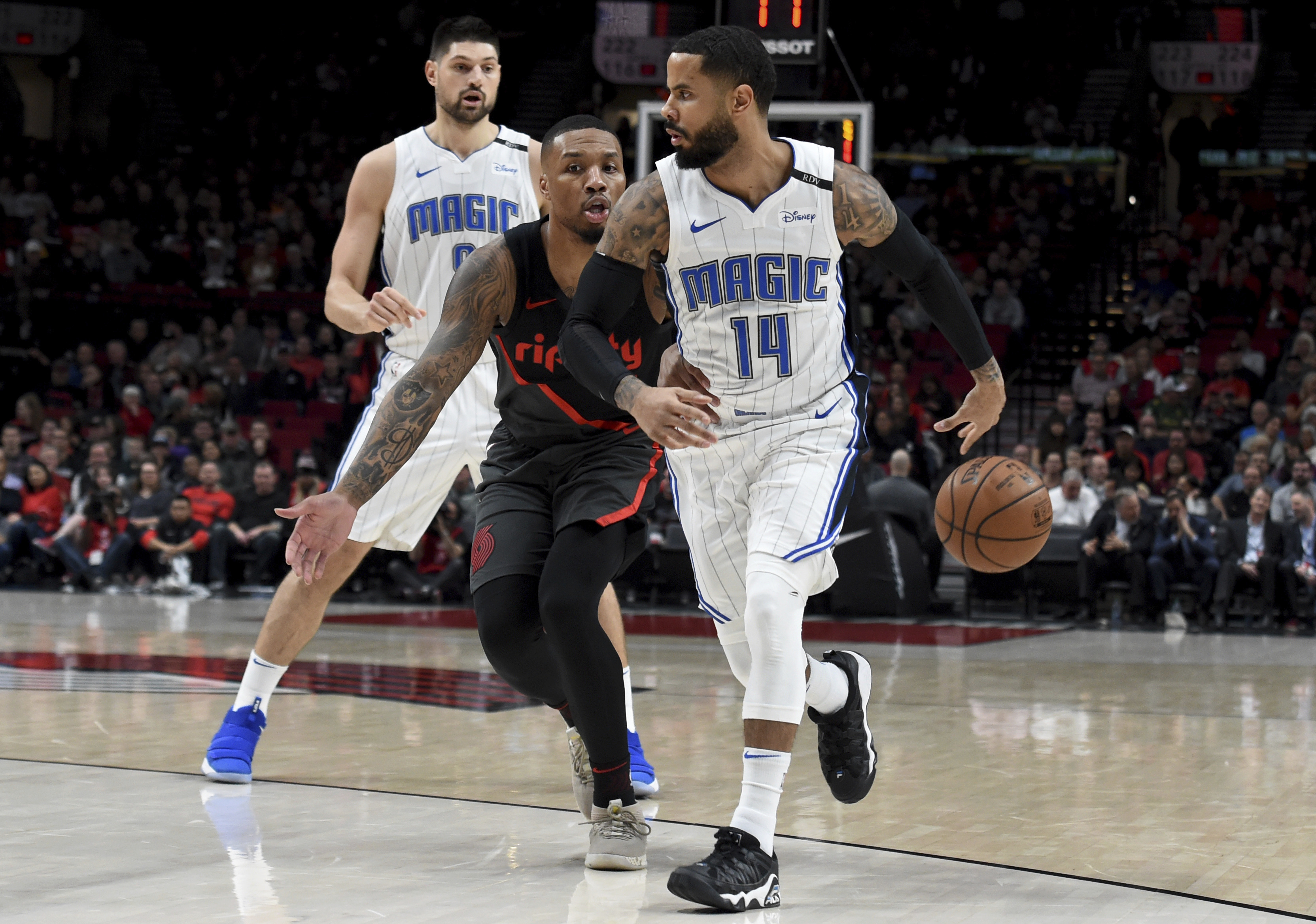 Lillard has Portland-record 10 3s in 115-112 win over Magic