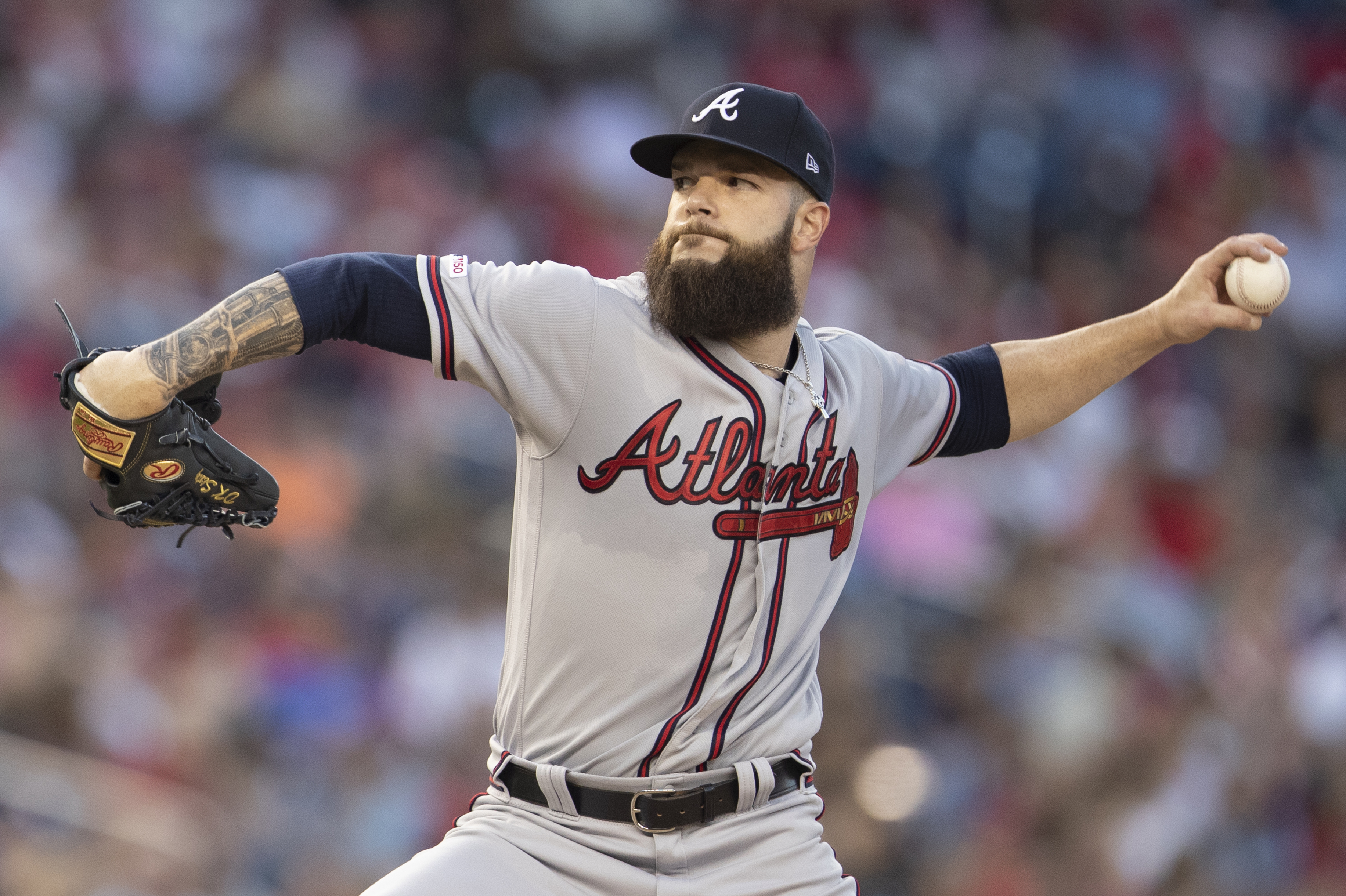 Keuchel labors through Atlanta debut, Nats nip Braves 4-3