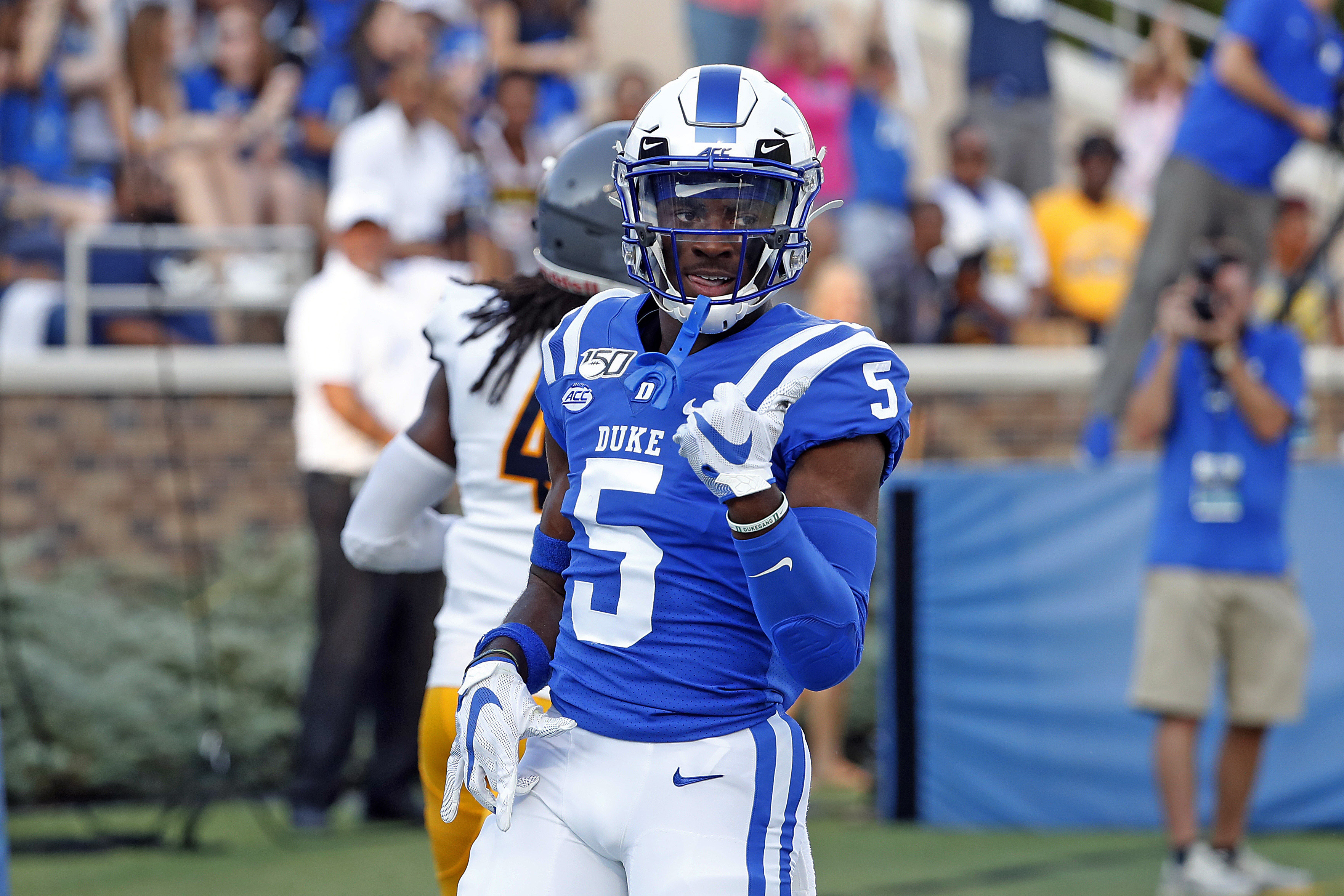 Harris accounts for 5 TDs as Duke rolls to victory