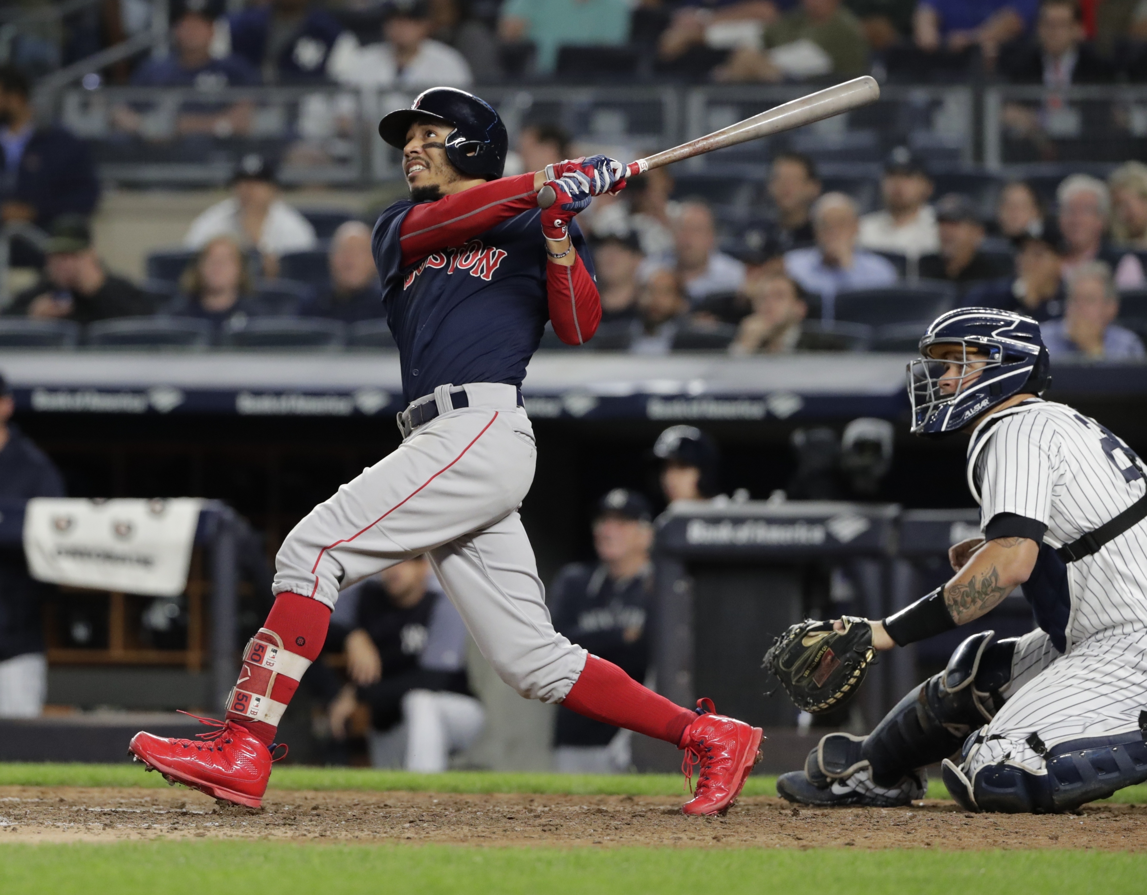 Red Sox clinch 3rd straight AL East title with win at Yanks