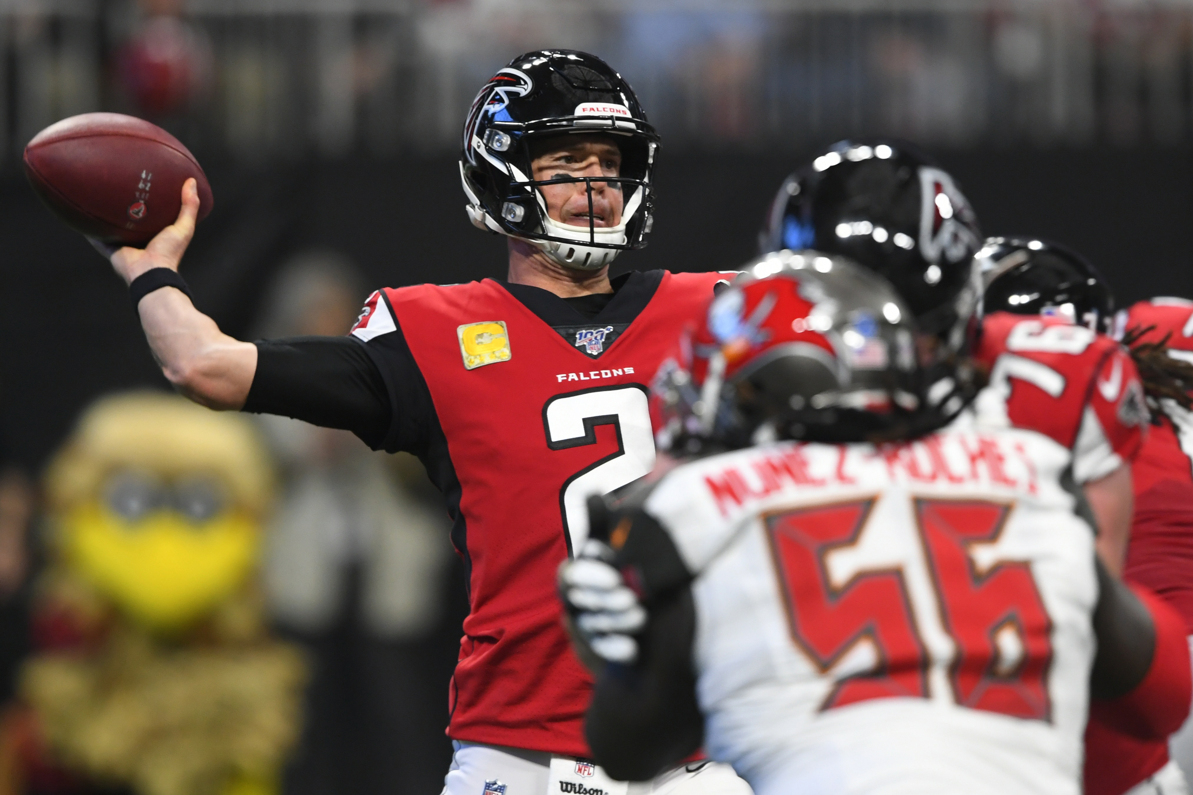 Early missed opportunities doom Falcons in loss to Bucs