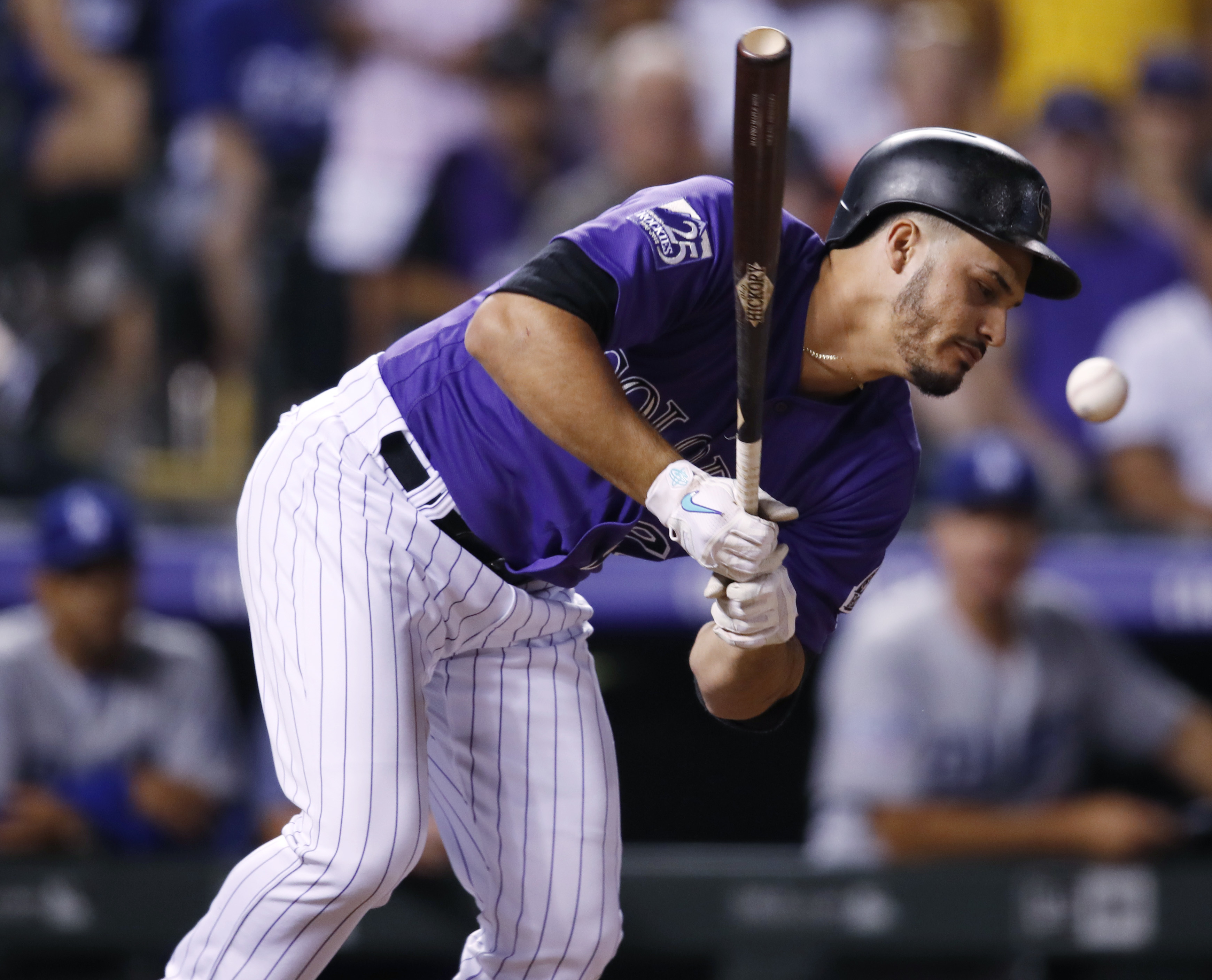 Arenado not starting for 2nd straight game due to shoulder