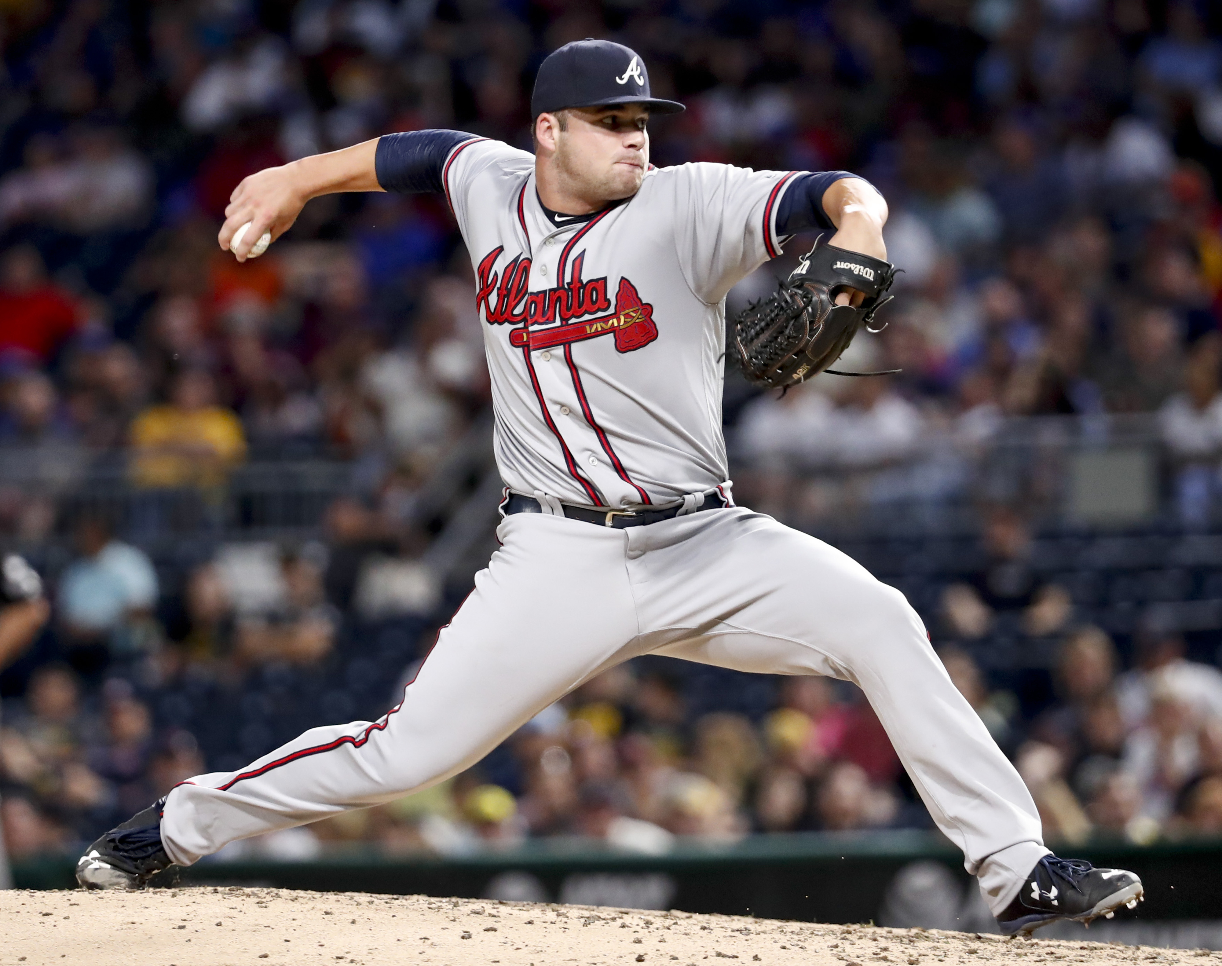 20-year-old Wilson pitches Braves past Pirates 1-0 in debut