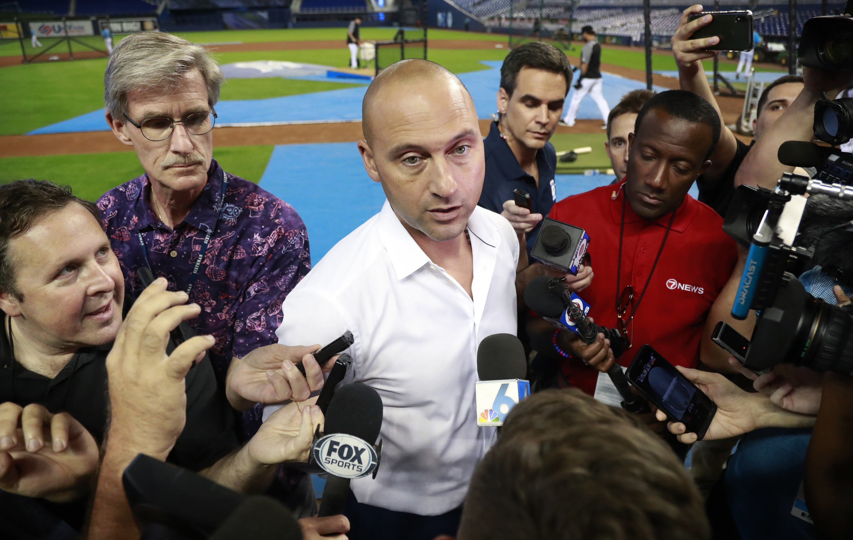 A decade of losing: Marlins begin another long offseason