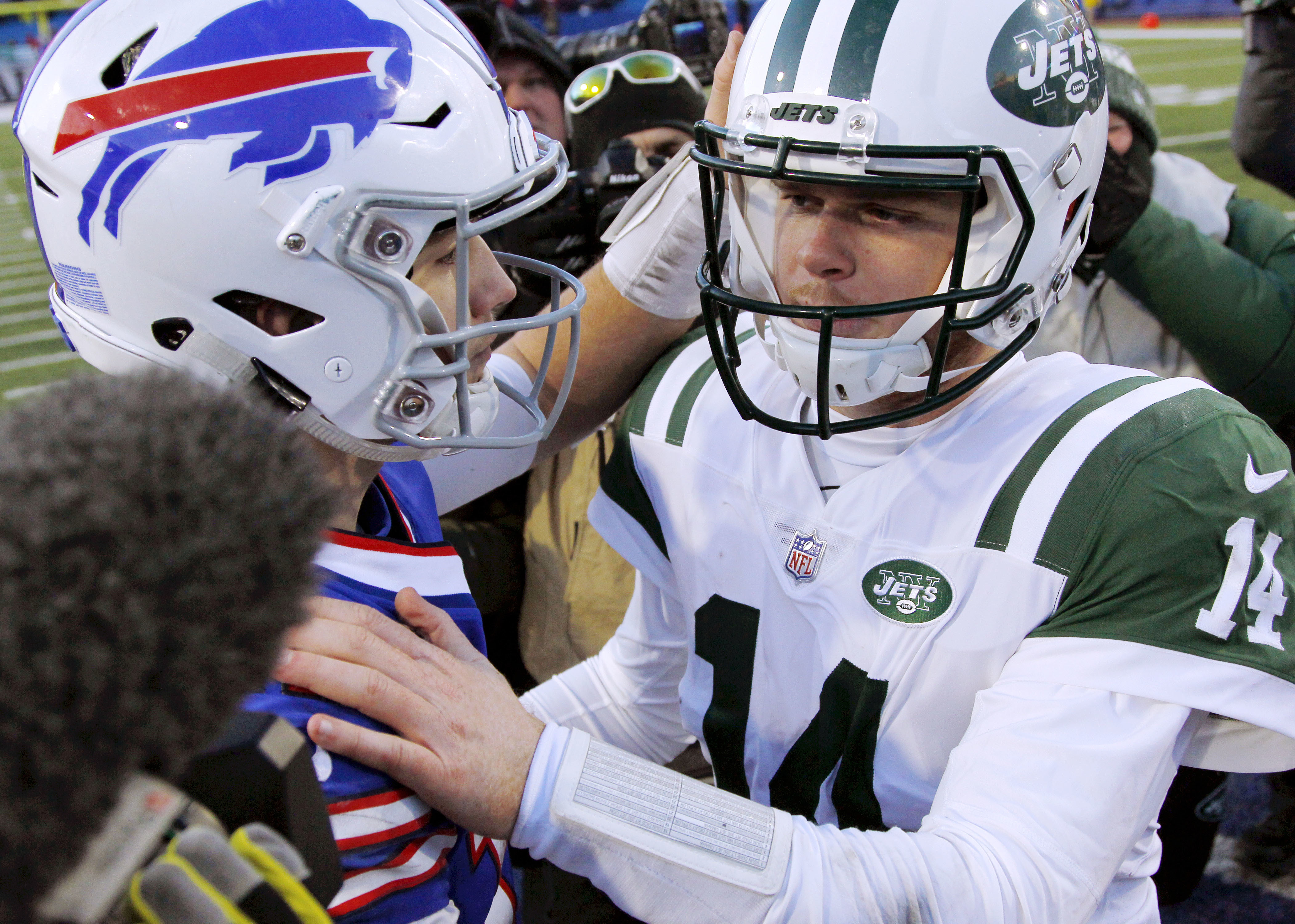 Miscues cost Bills in 27-23 loss to New York Jets