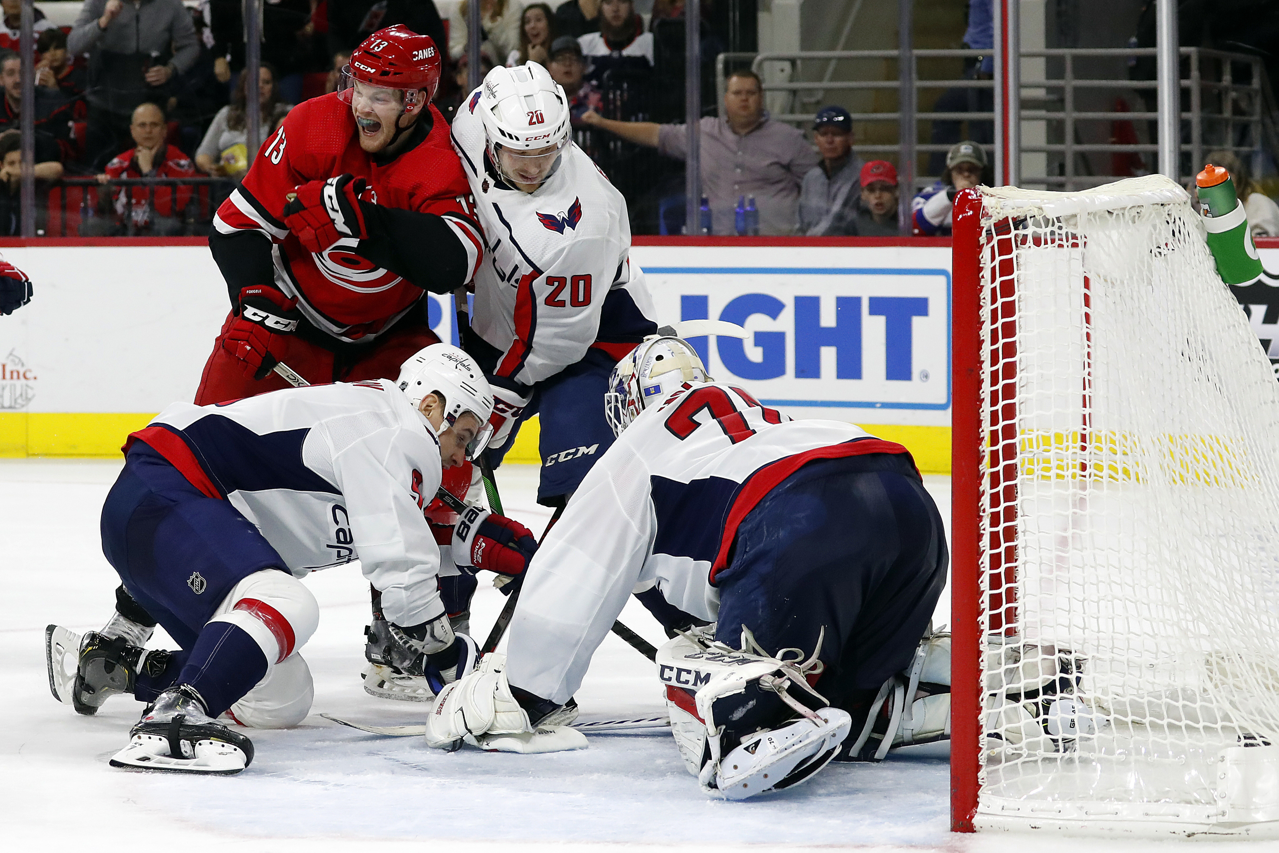 Foegele, Hurricanes stay hot against Capitals in 6-4 win