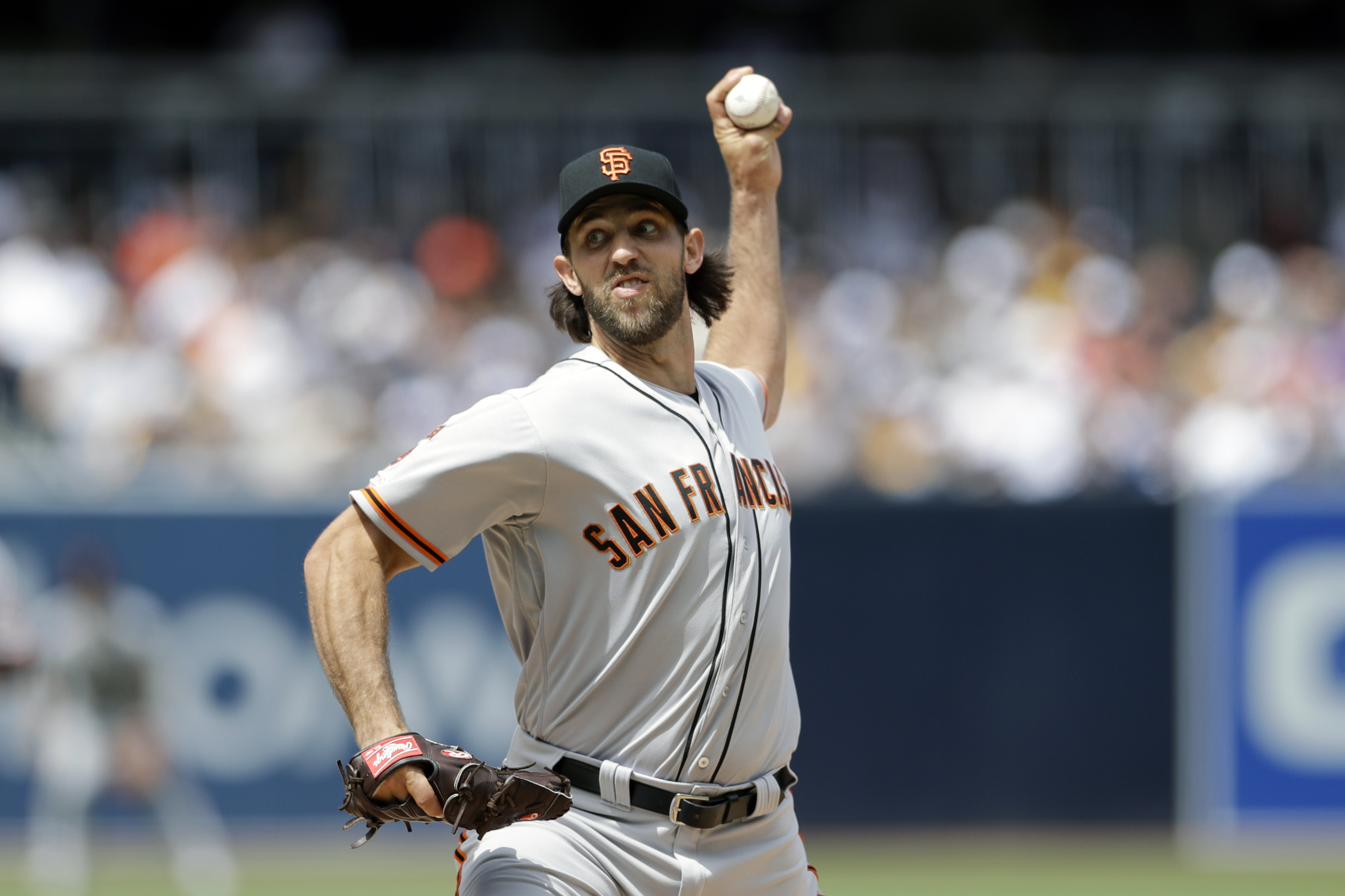 Giants have oldest team in big leagues, Padres youngest