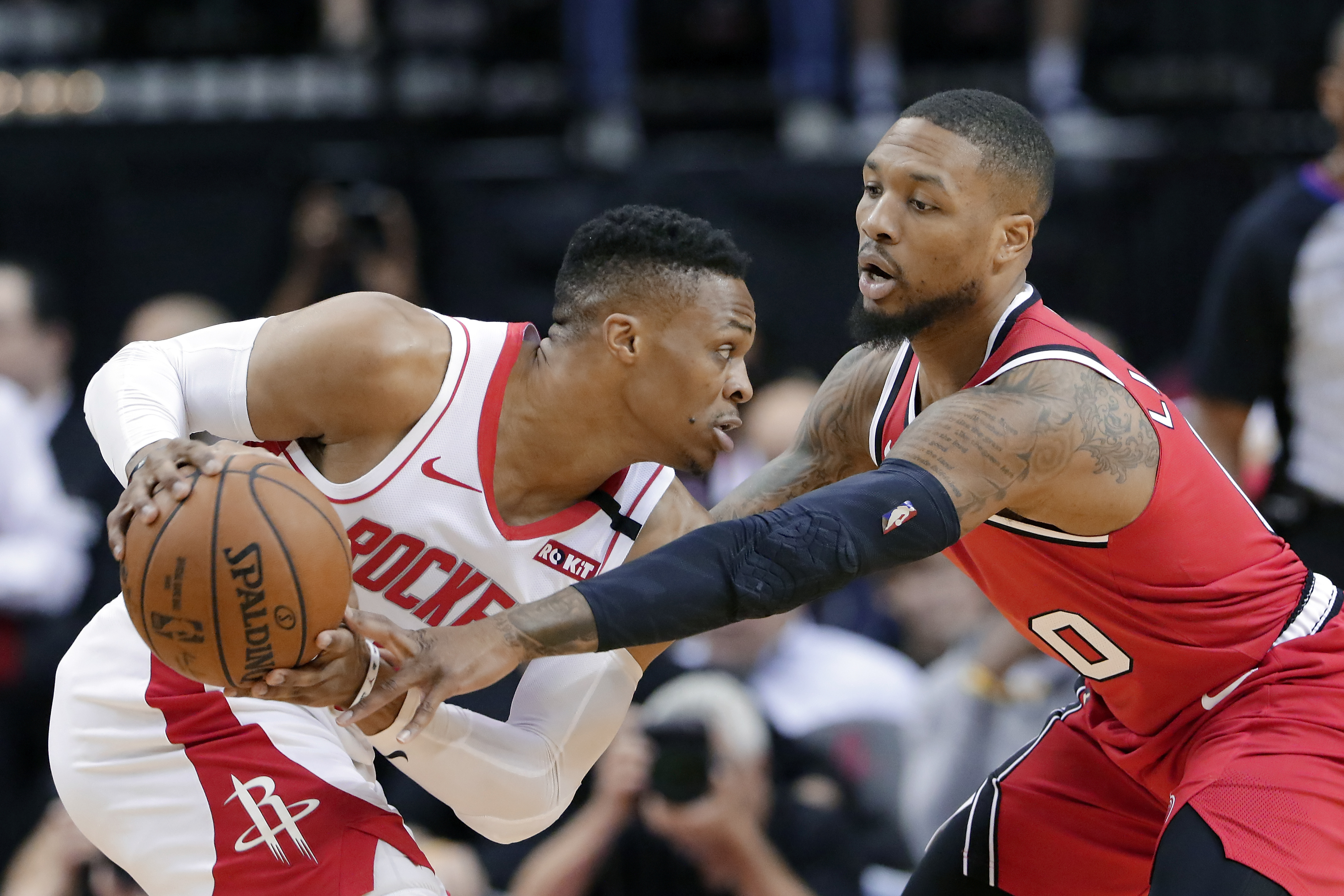 Lillard leads Trail Blazers to 117-107 win over Rockets