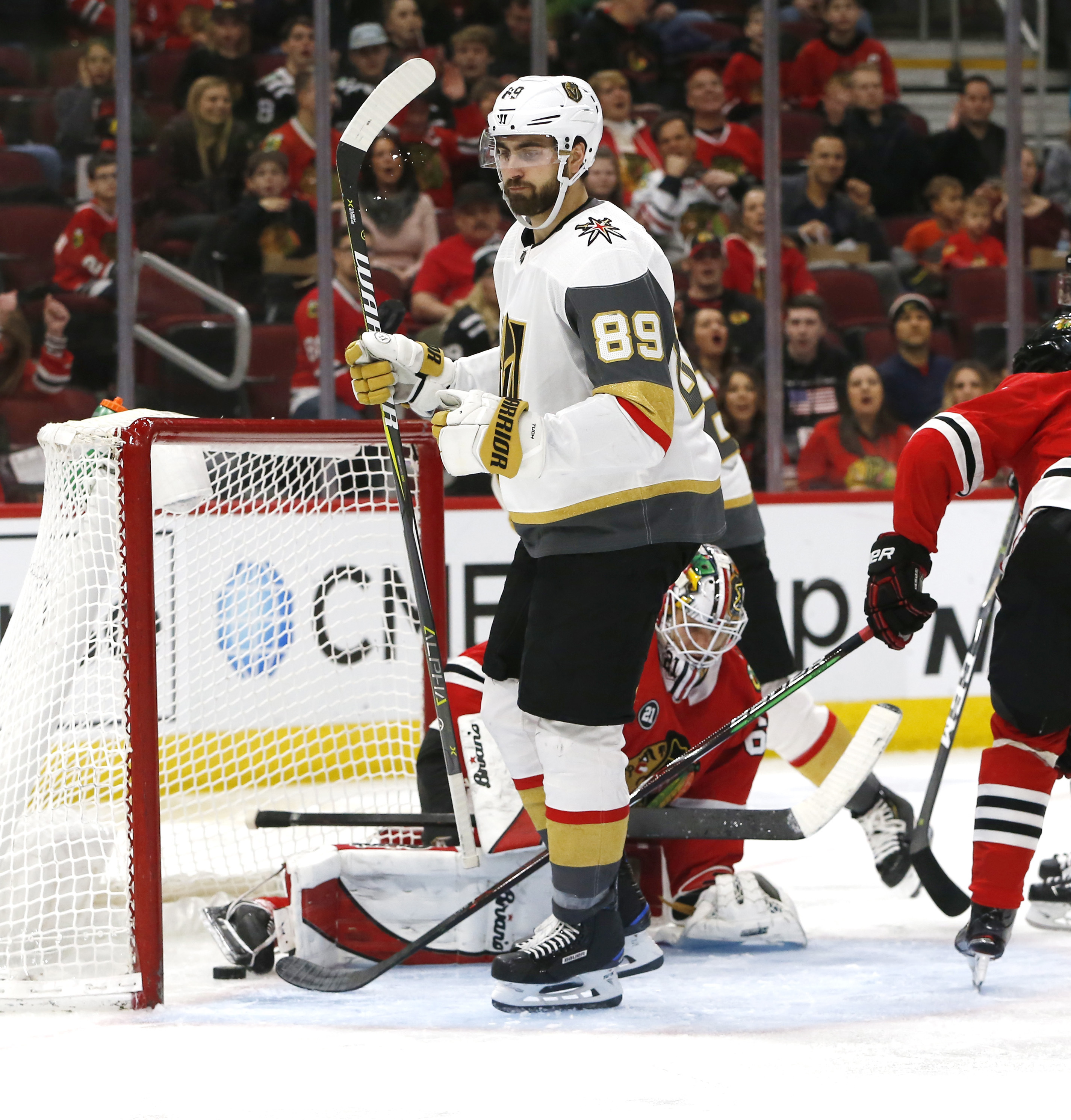 Theodore helps Golden Knights beat Blackhawks 4-3