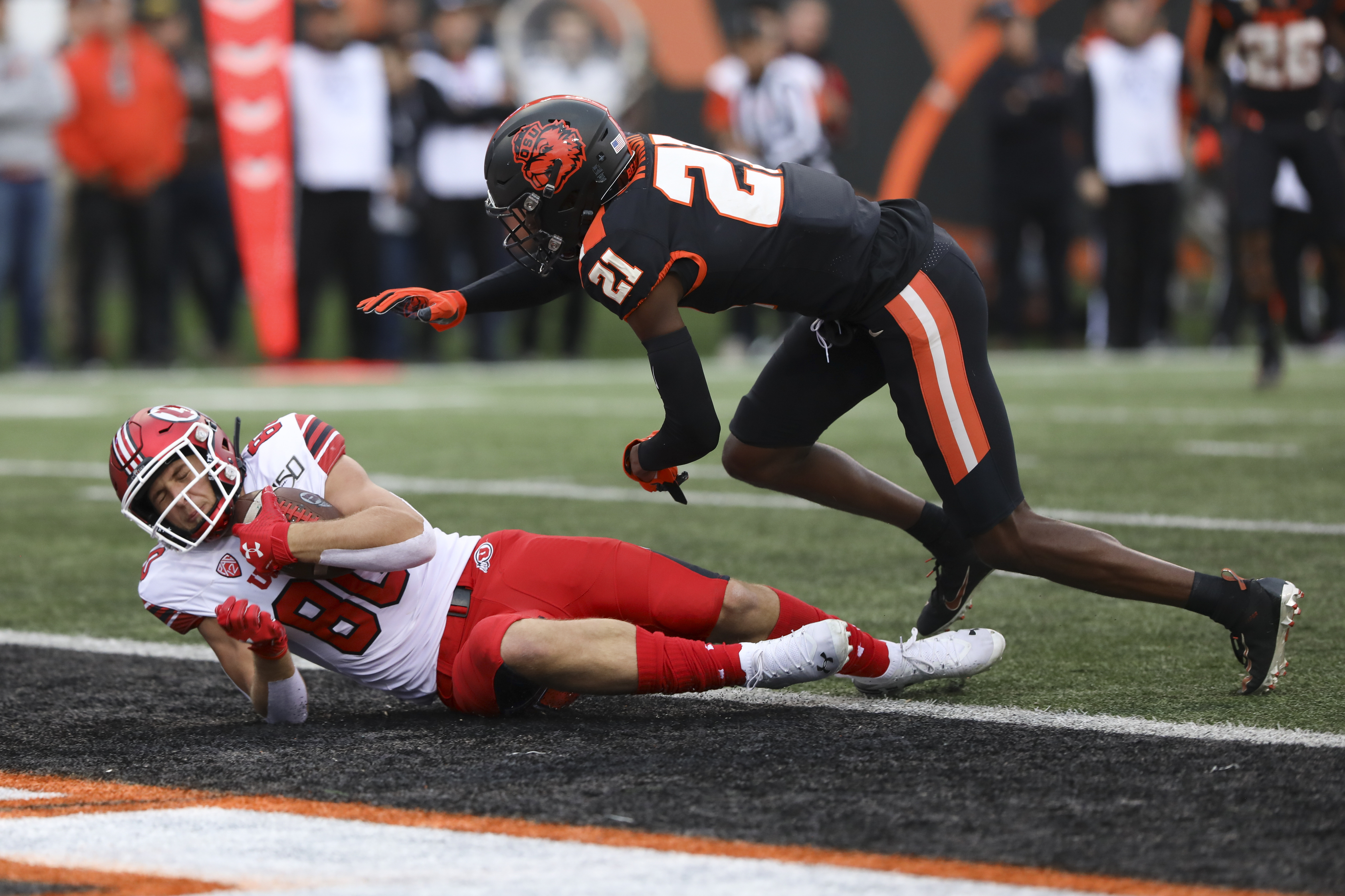 No. 15 Utah routs Oregon State 52-7