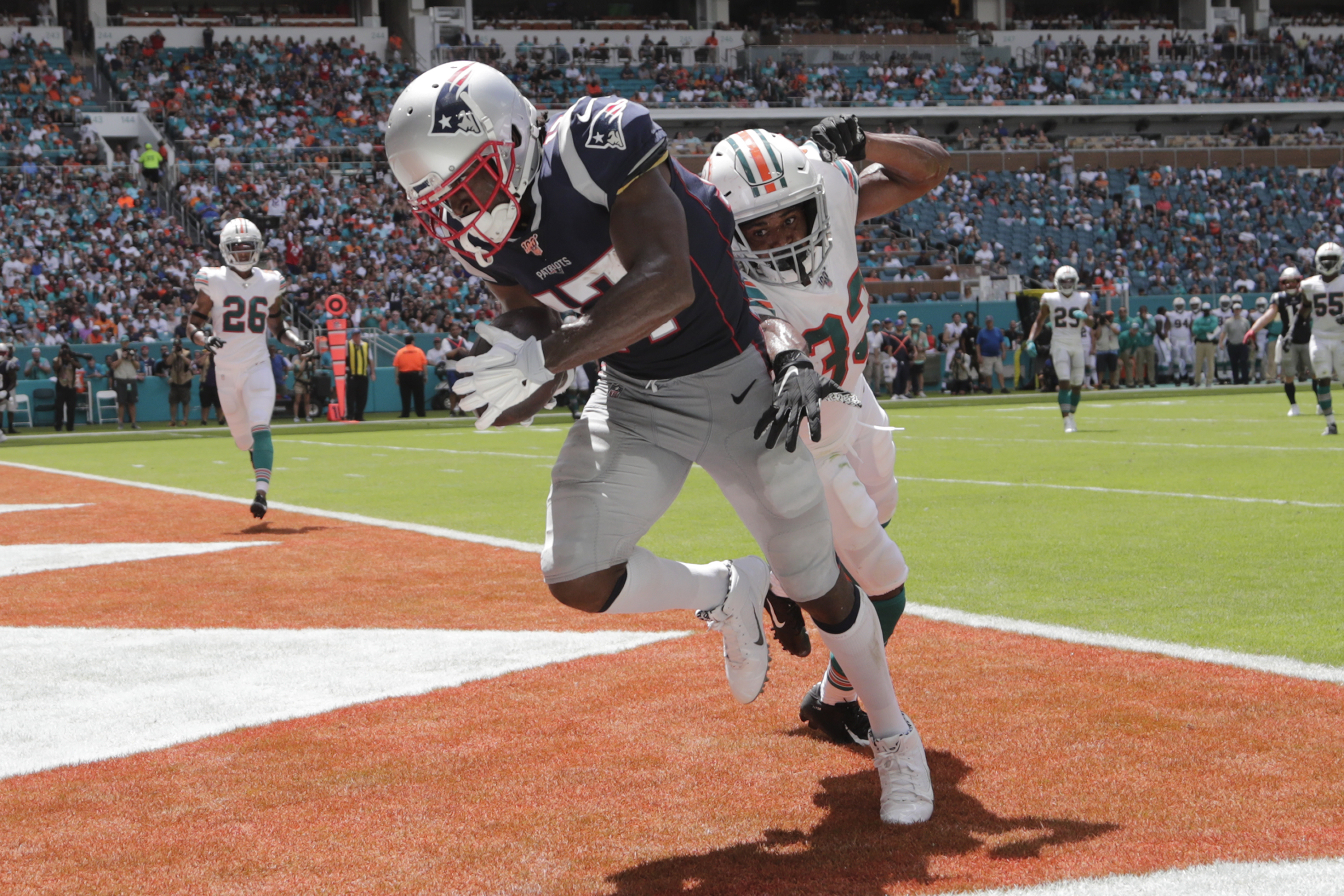 Newcomer Brown scores as Patriots beat Dolphins 43-0