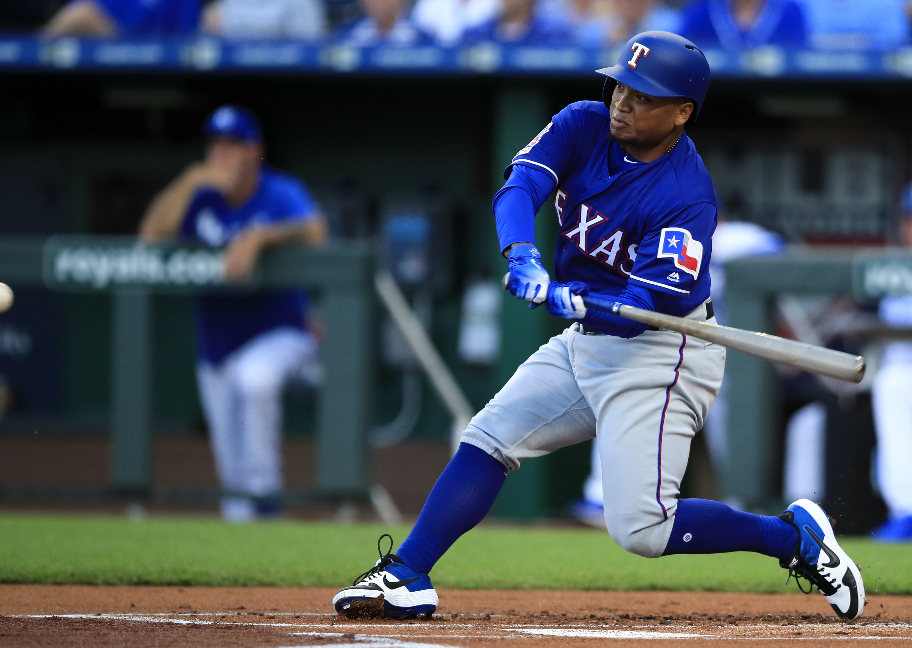 Rangers OF Calhoun on 10-day injured list with quad strain