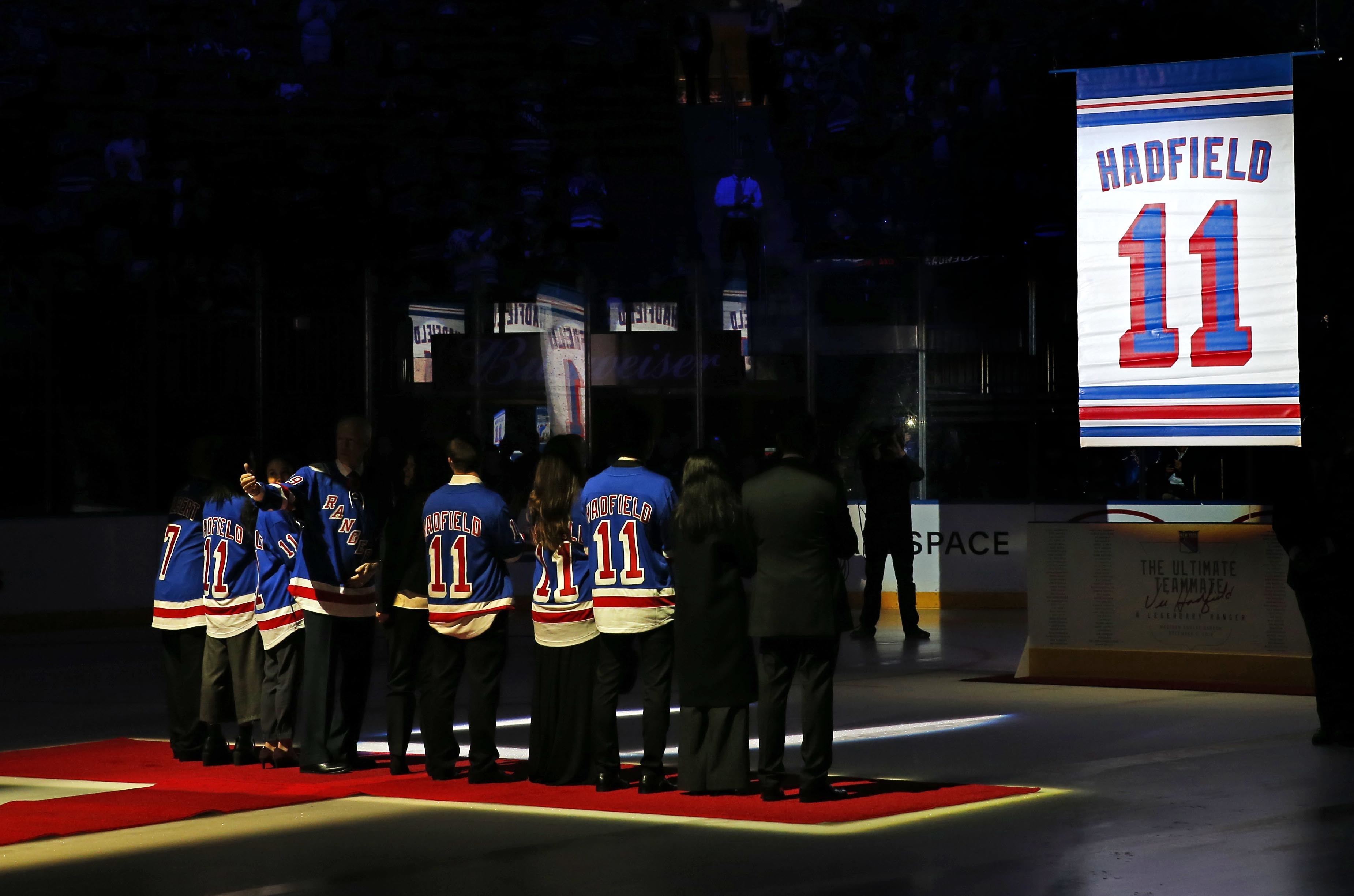 Rangers honor Vic Hadfield by retiring his No. 11