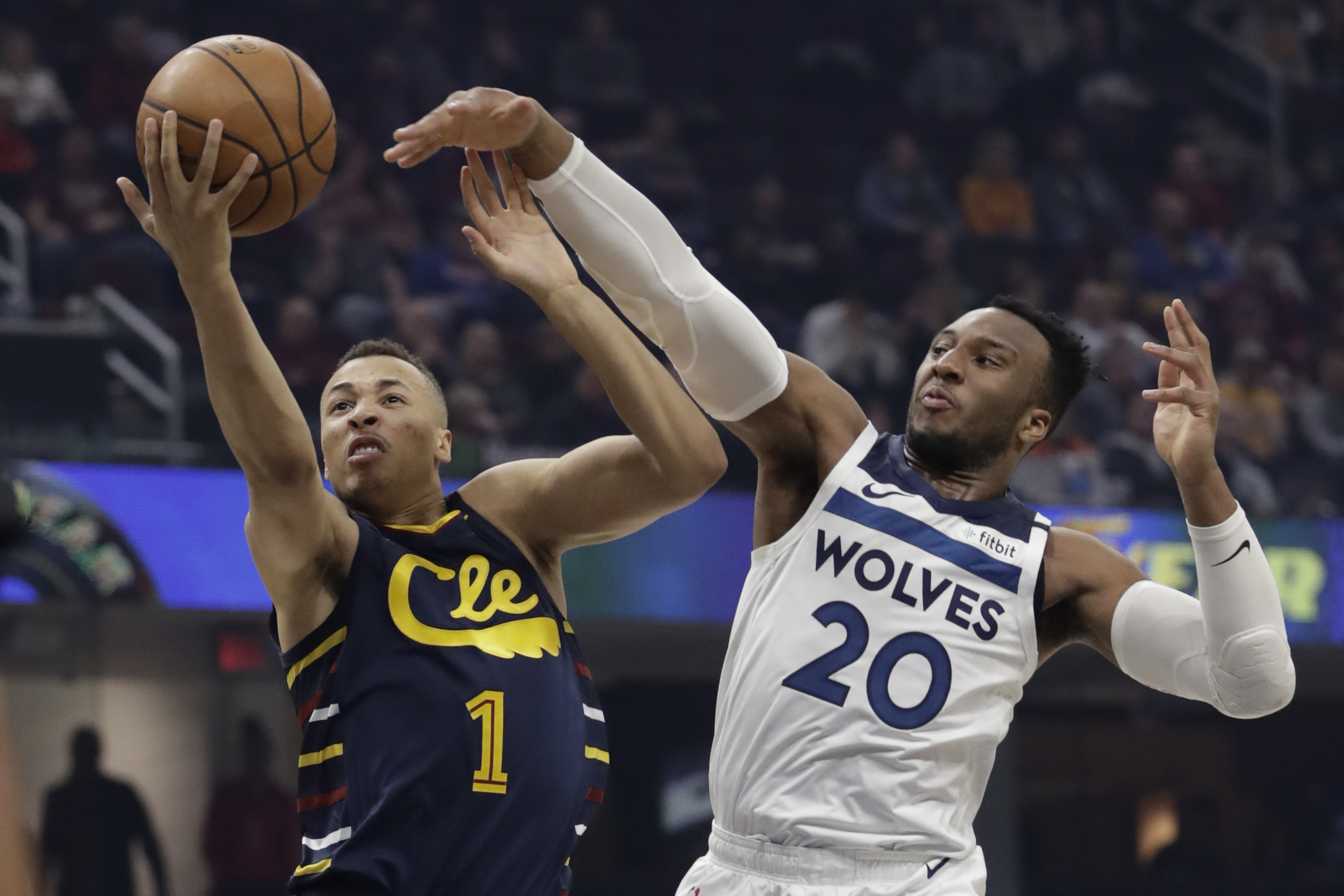 T-Wolves blow huge second-half lead, hold off Cavs 118-103