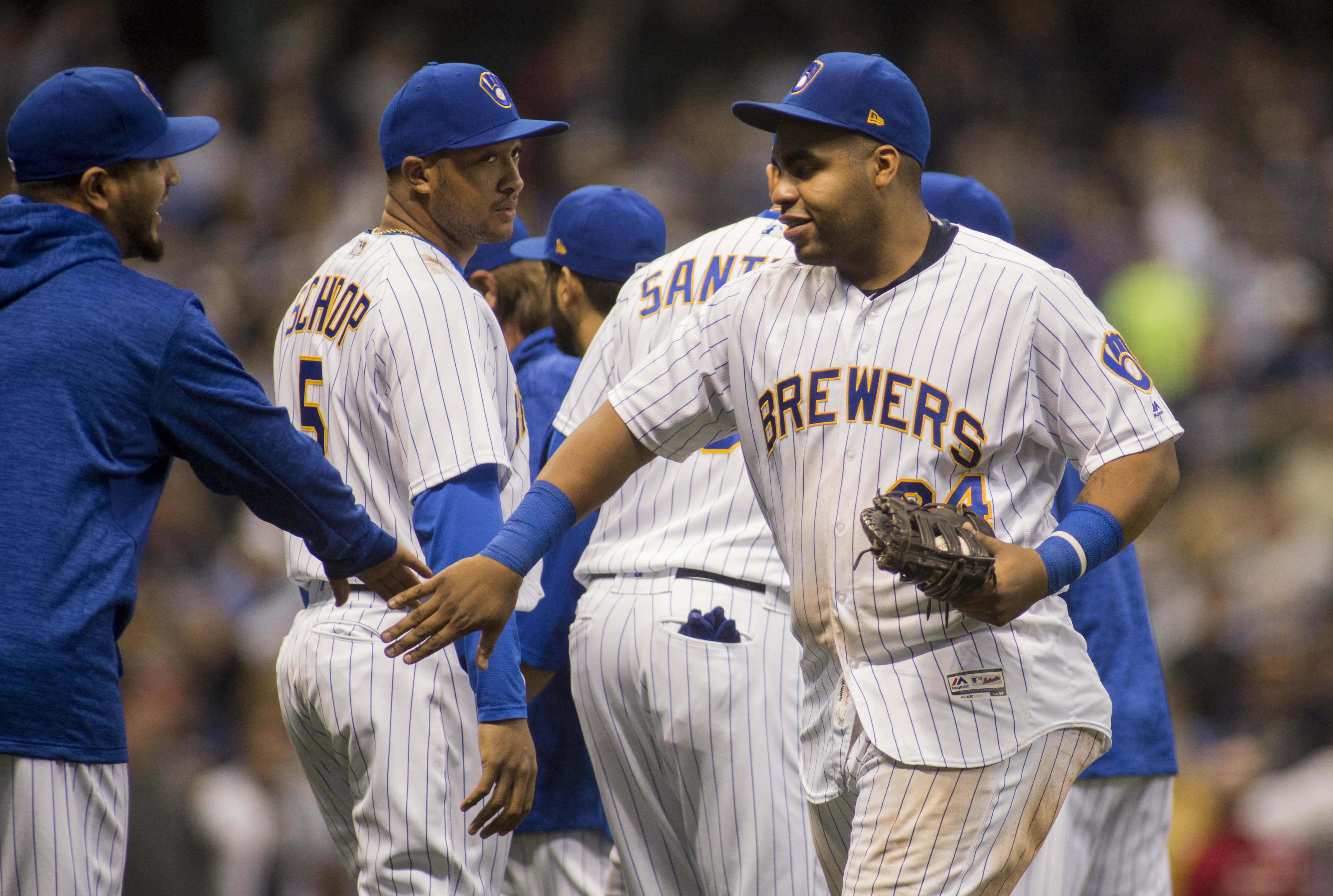 Yelich, Brewers top Tigers; Central tiebreaker vs Cubs looms