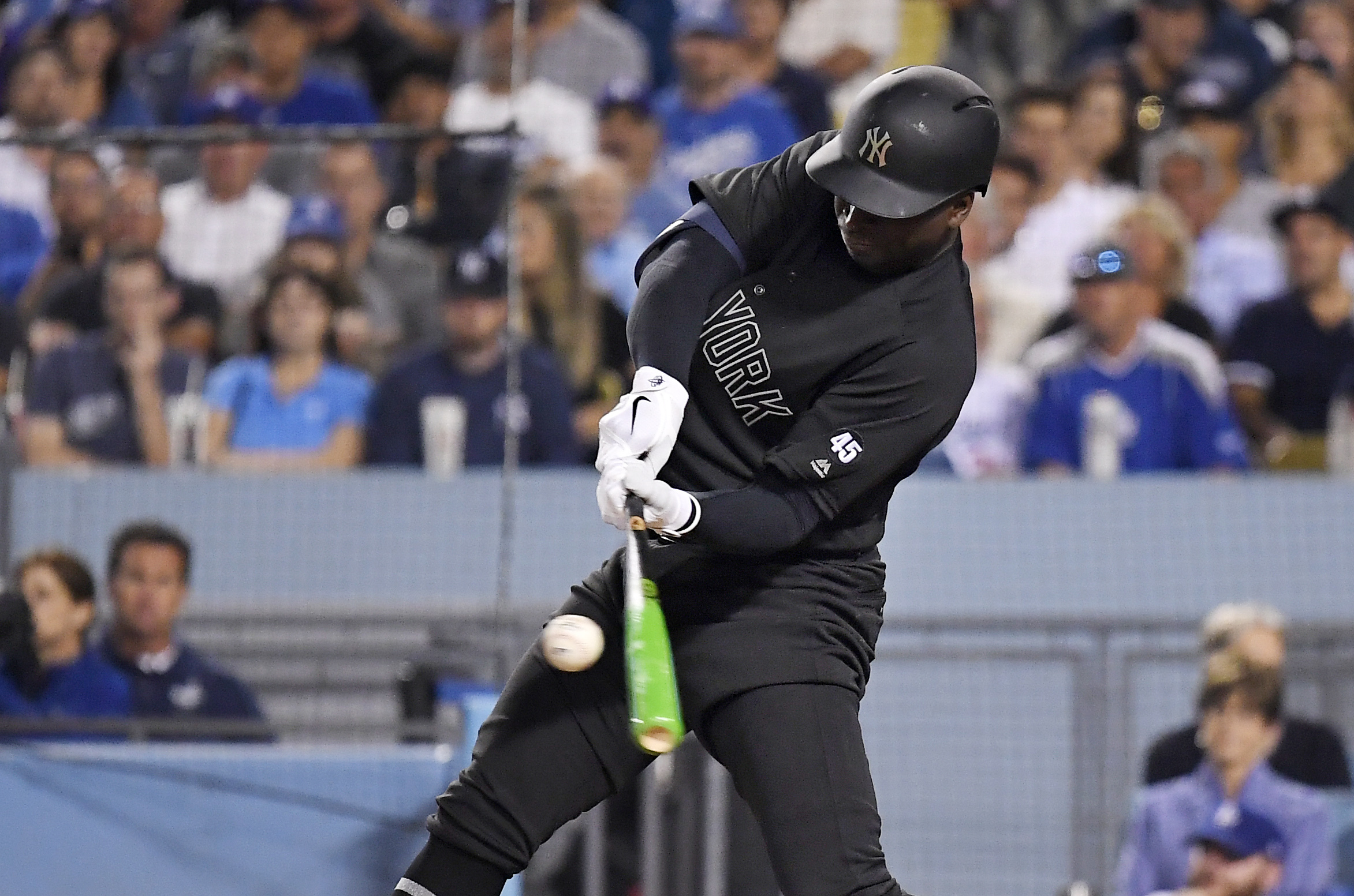 Gregorius slam off Ryu, Yankees hit 5 HRs, rout Dodgers 10-2
