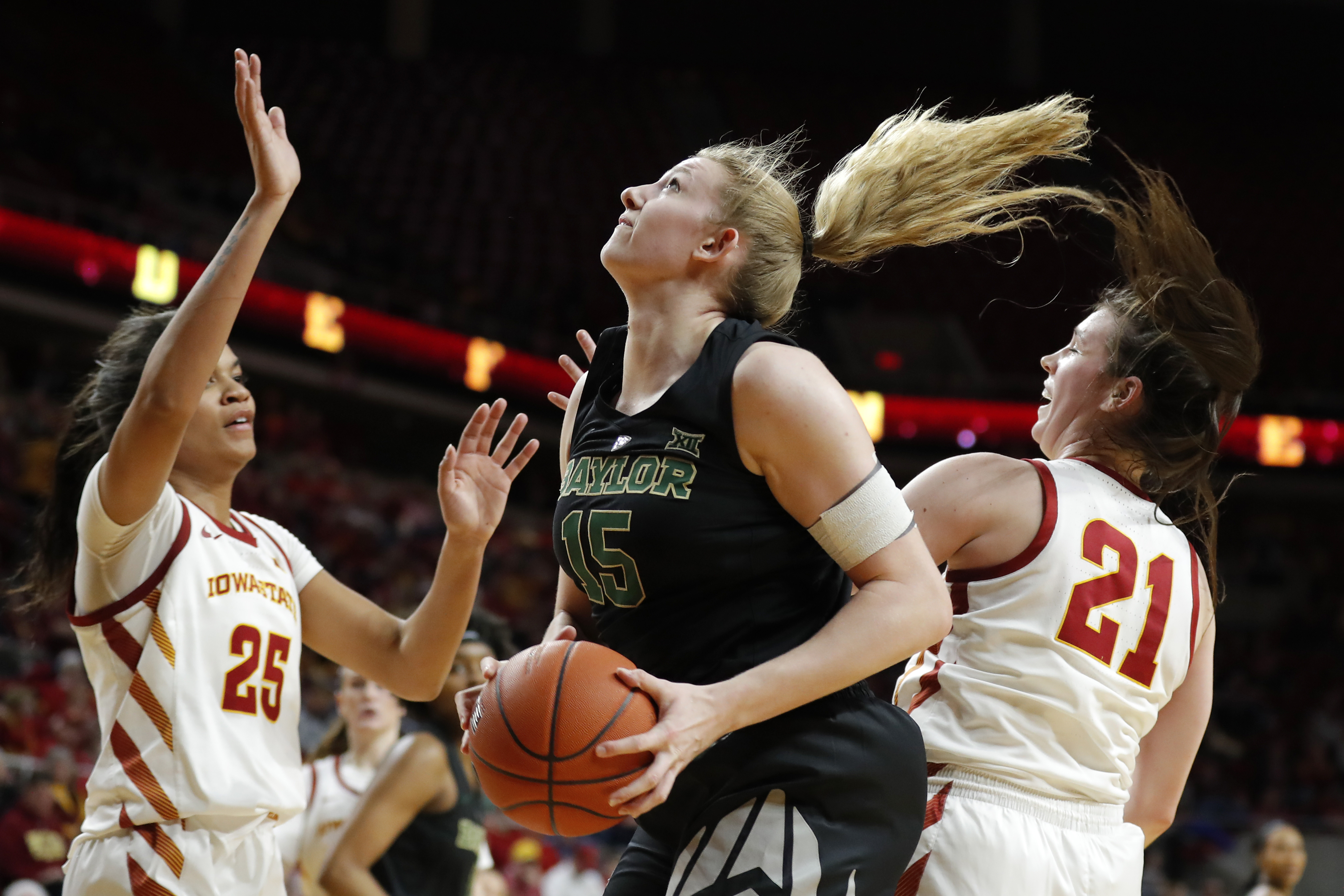 No. 1 Baylor beats Iowa State 73-60