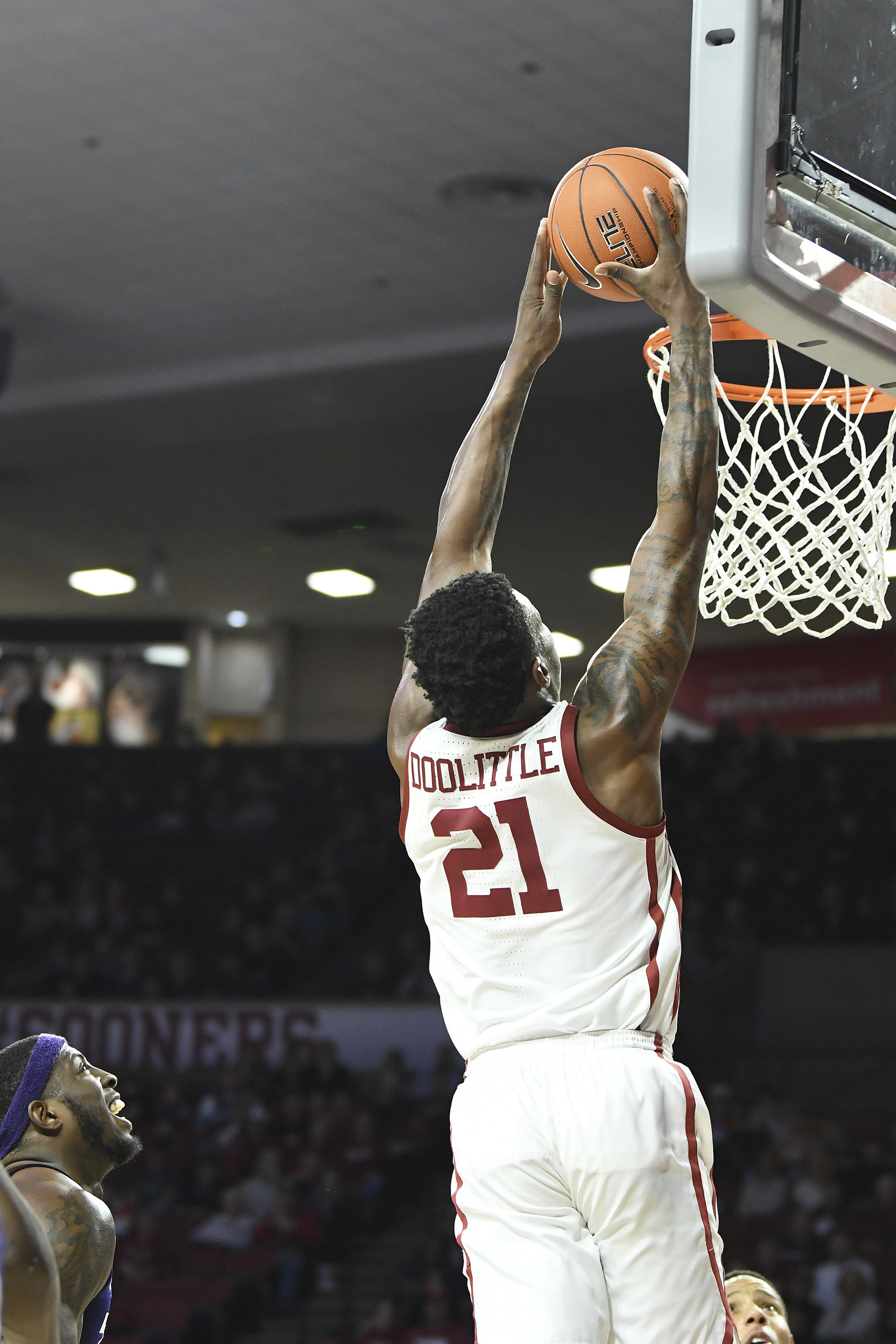 No. 23 Oklahoma tops No. 25 TCU 76-74 on Doolittle’s shot