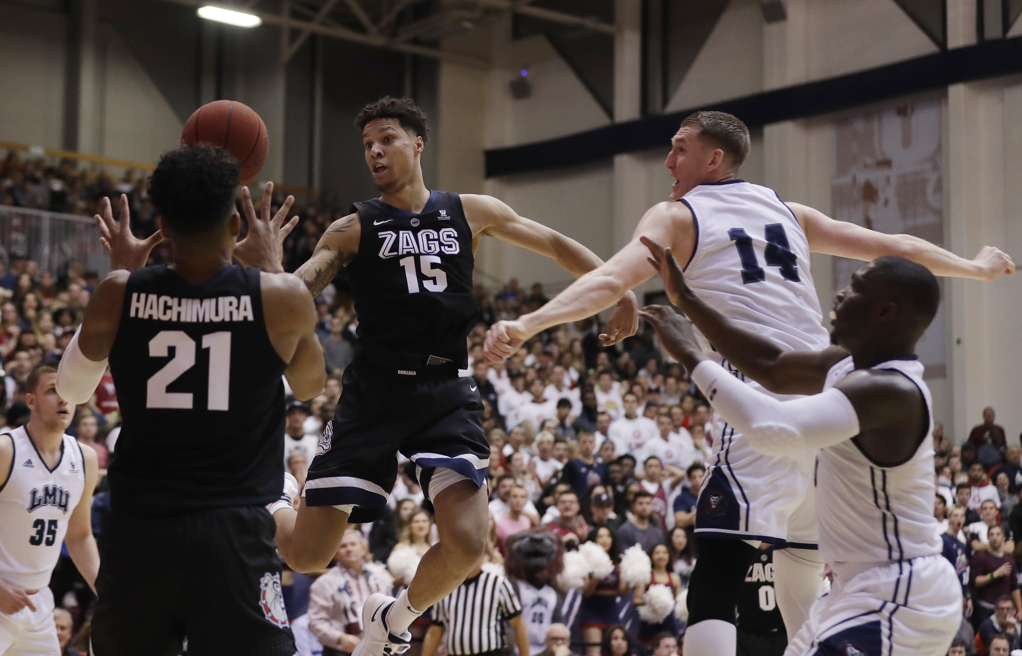 No. 3 Gonzaga uses late run to defeat Loyola Marymount