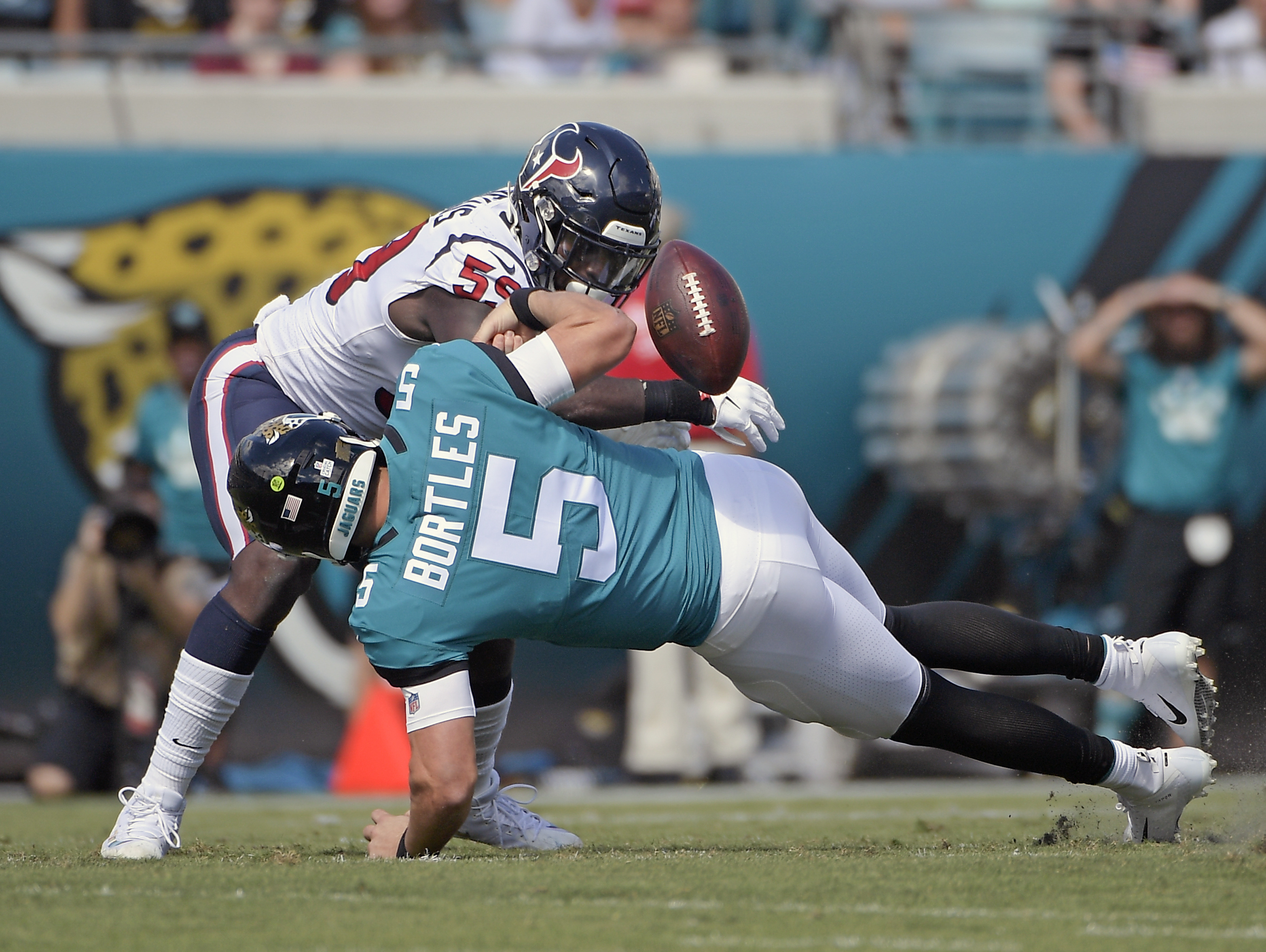 Bortles benched, Jaguars implode after 20-7 loss to Texans