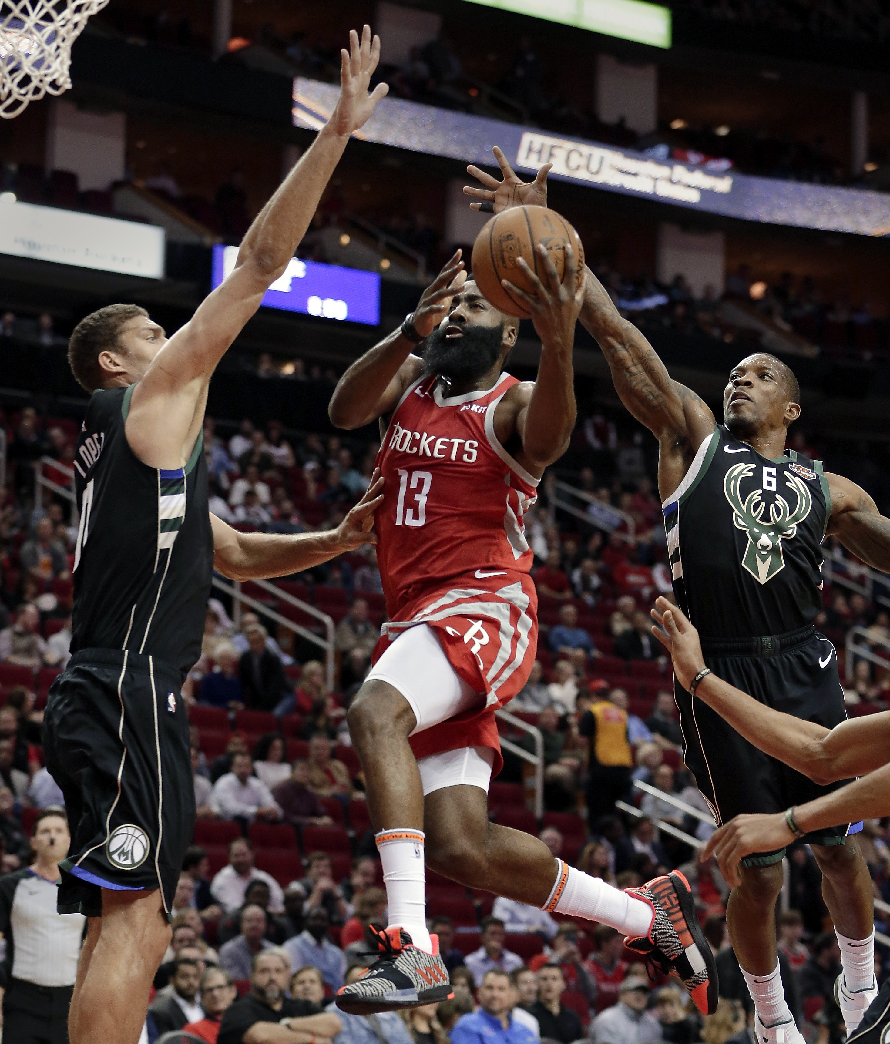 Antetokounmpo scores 27 to lead Bucks over Rockets 116-109