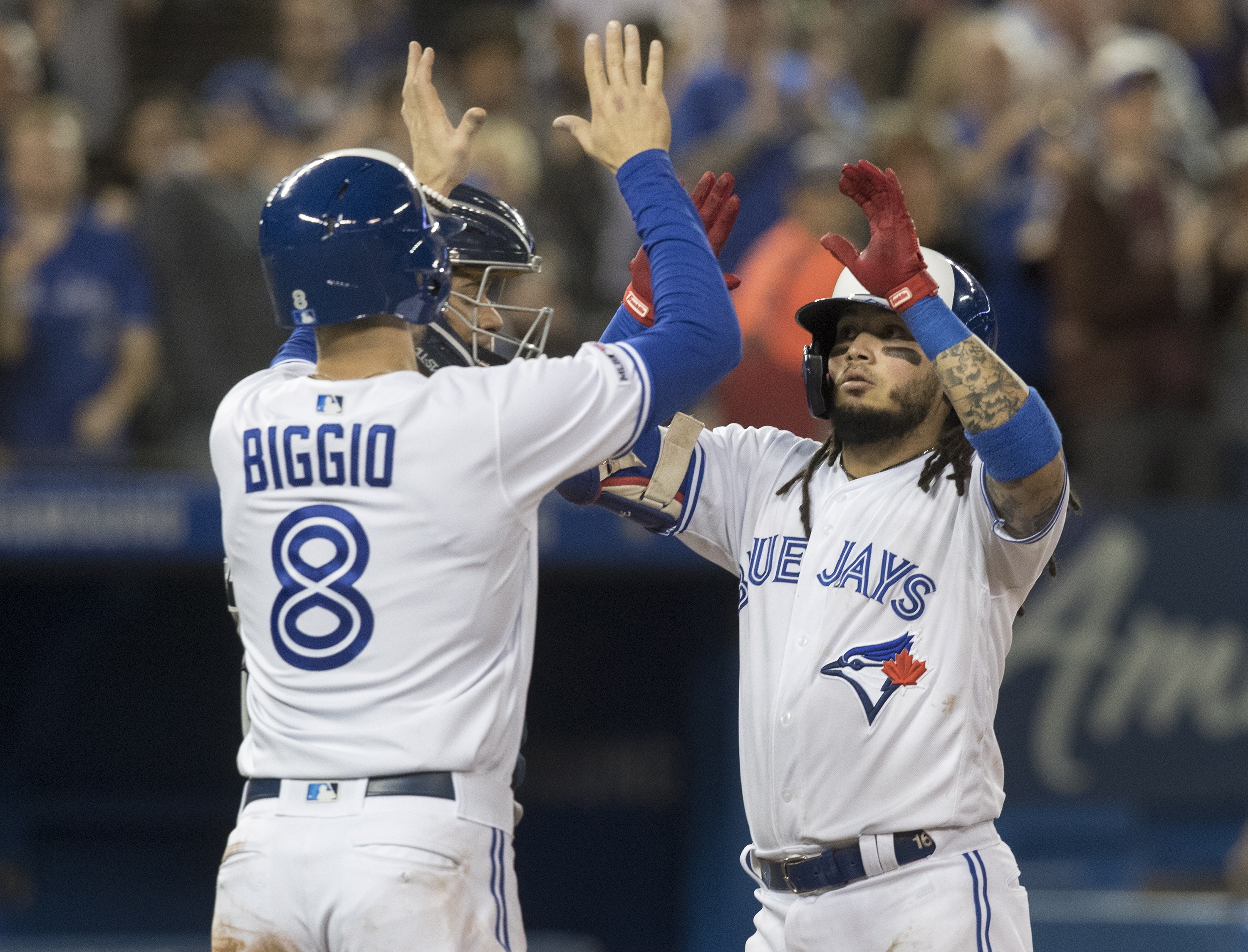 Galvis, Grichuk HR as Jays end 6-game skid, beat Yankees 4-3