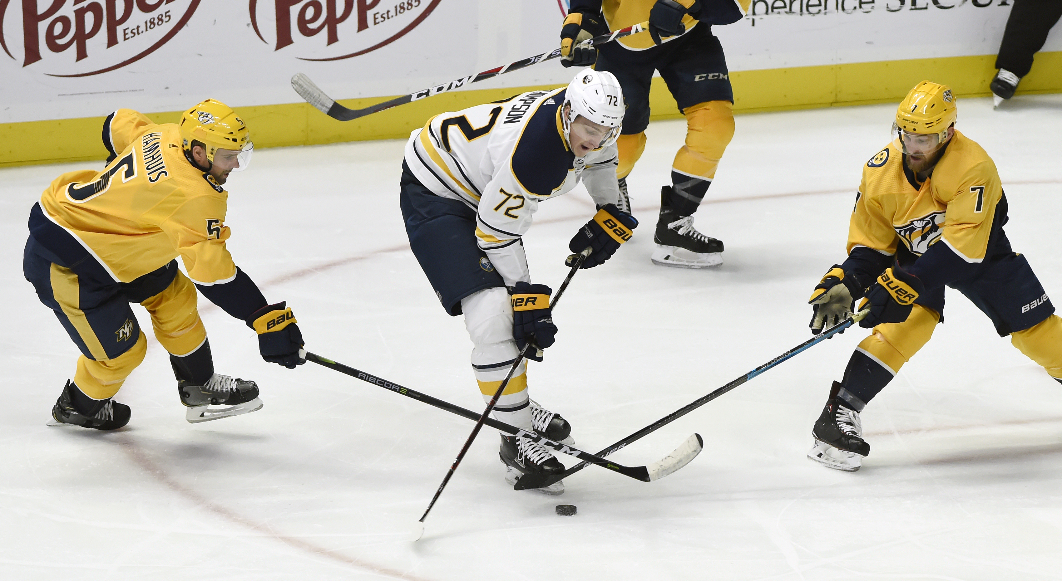 Fiala leads Predators to 2-1 win over Sabres